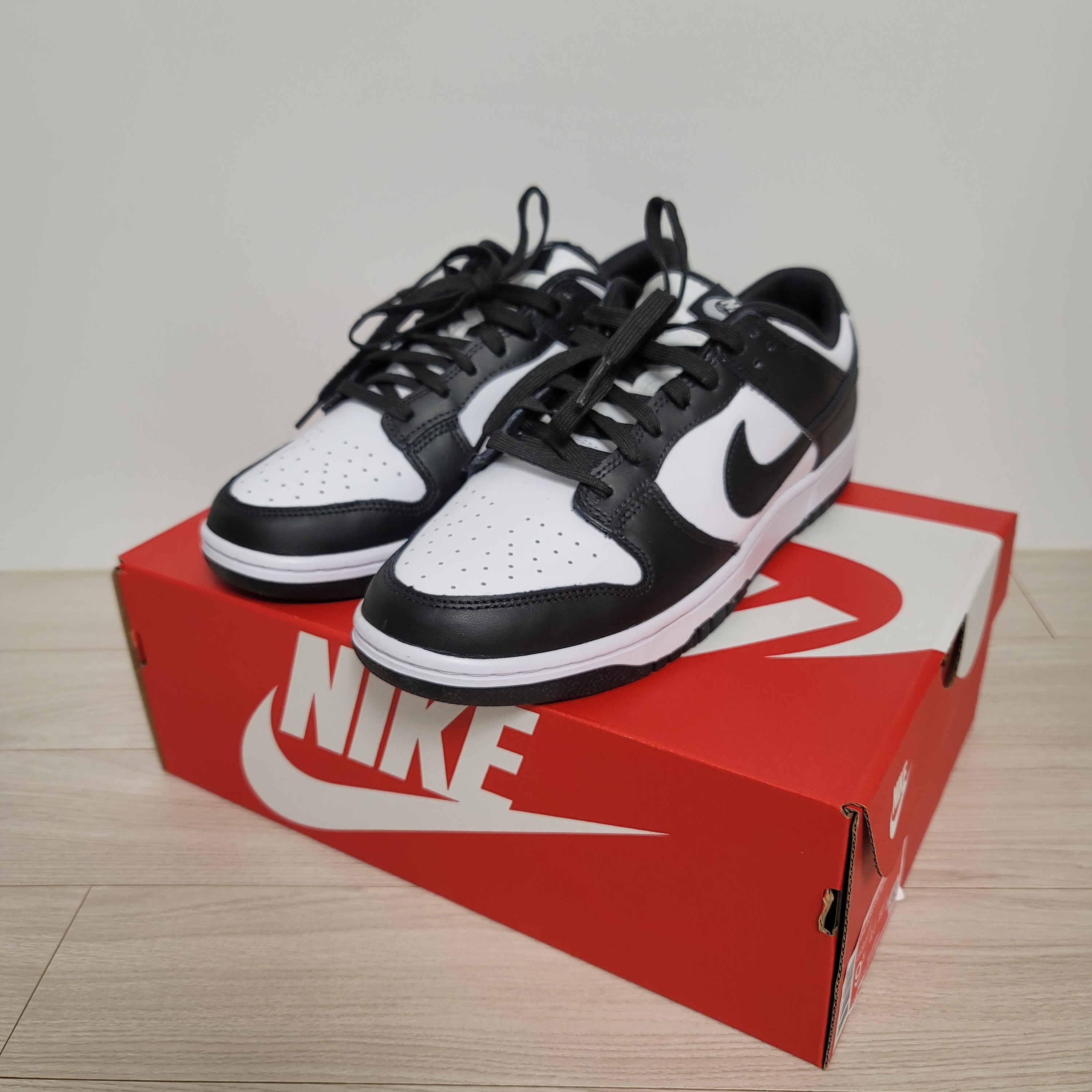 Nike Dunk Low Retro Black 착용 스타일