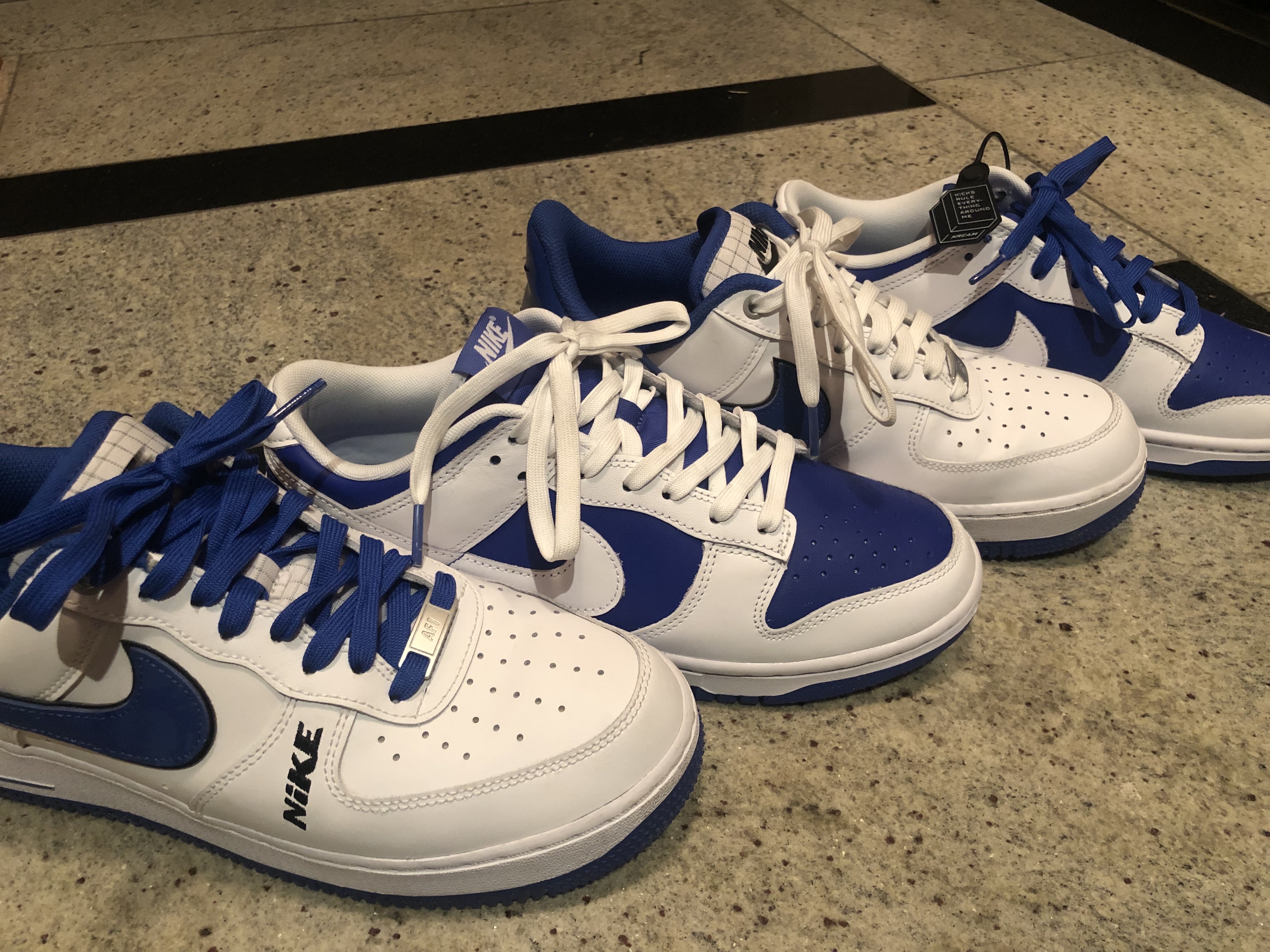 Nike Air Force 1 '07 LV8 White Game Royal, Nike Dunk Low Retro Racer Blue and White 착용 스타일