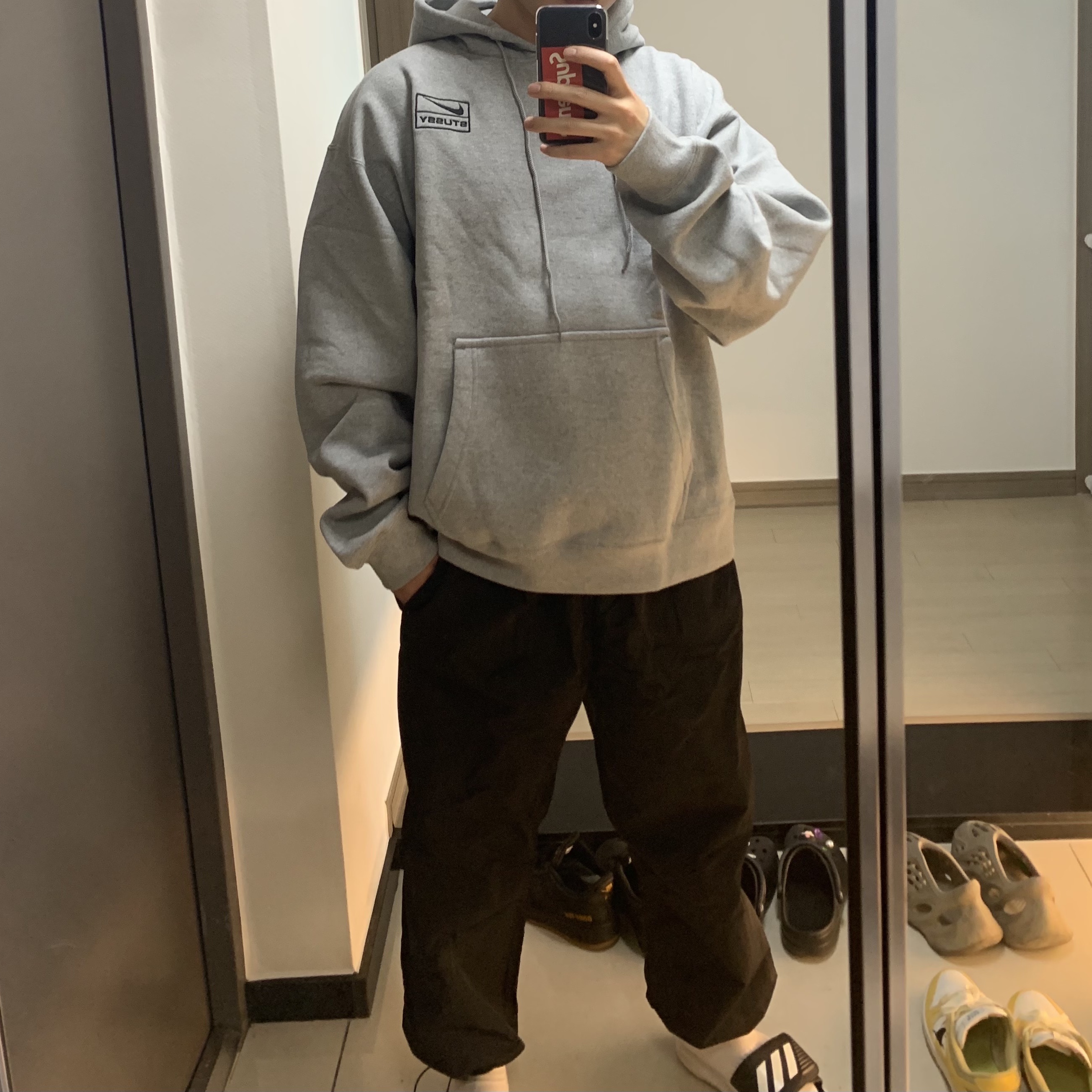 Nike x Stussy NRG RA Pullover Hoodie Dark Grey Heather (DJ9488-063) 착용 스타일 - 1
