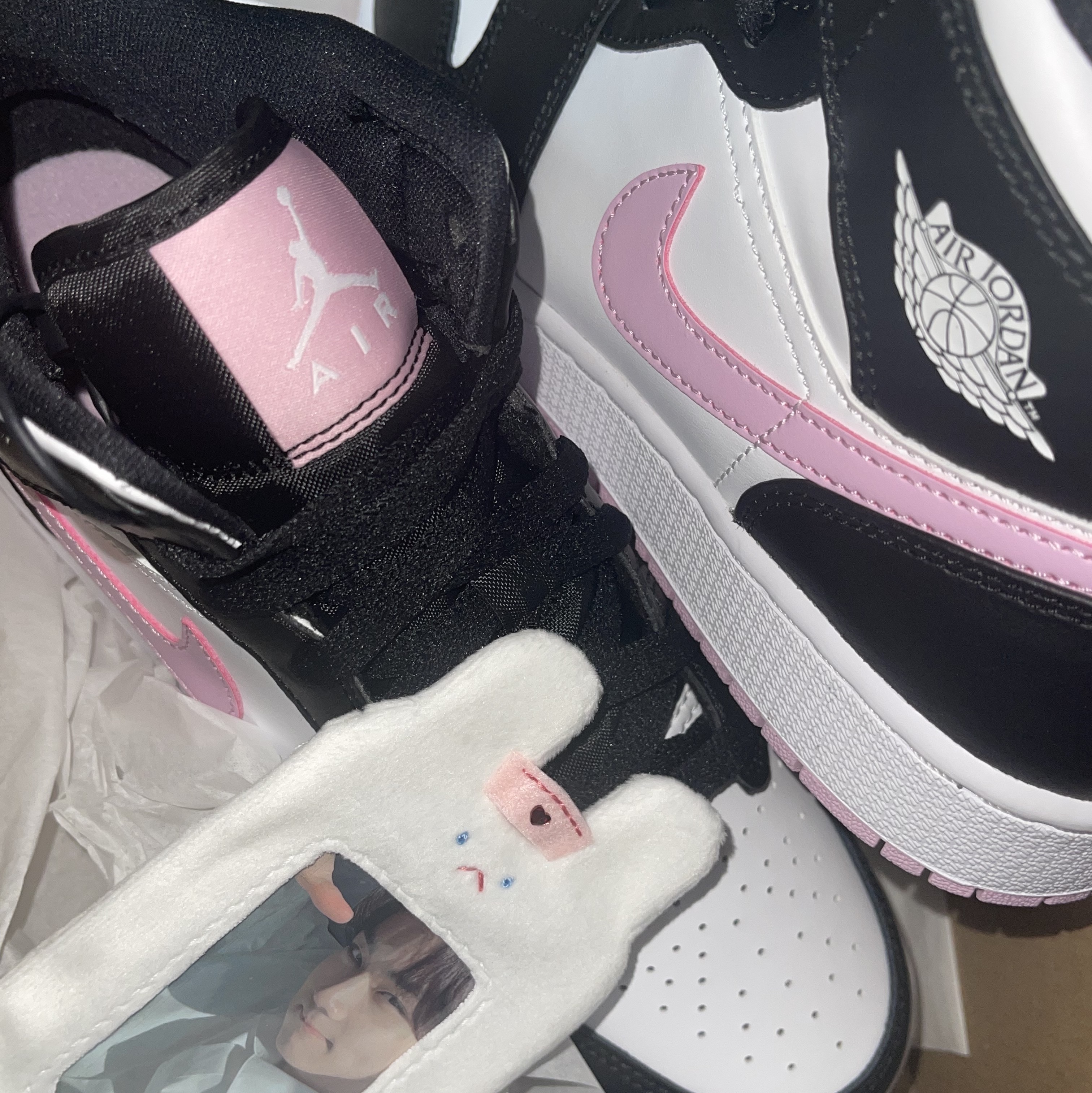 (GS) Jordan 1 Mid Light Arctic Pink 착용 스타일 - 2