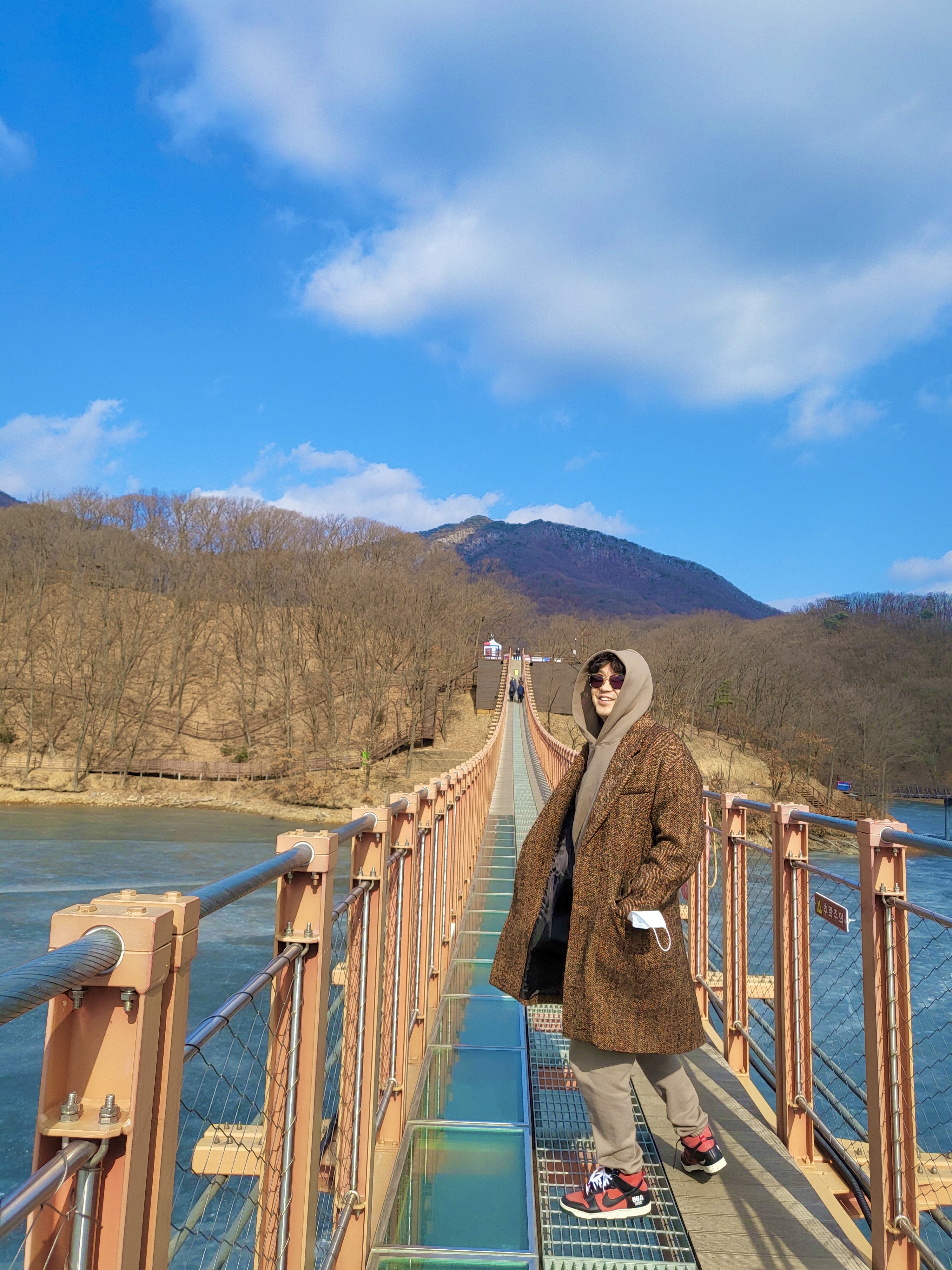 Essentials Pull-Over Hoodie Taupe - 21SS 착용 스타일