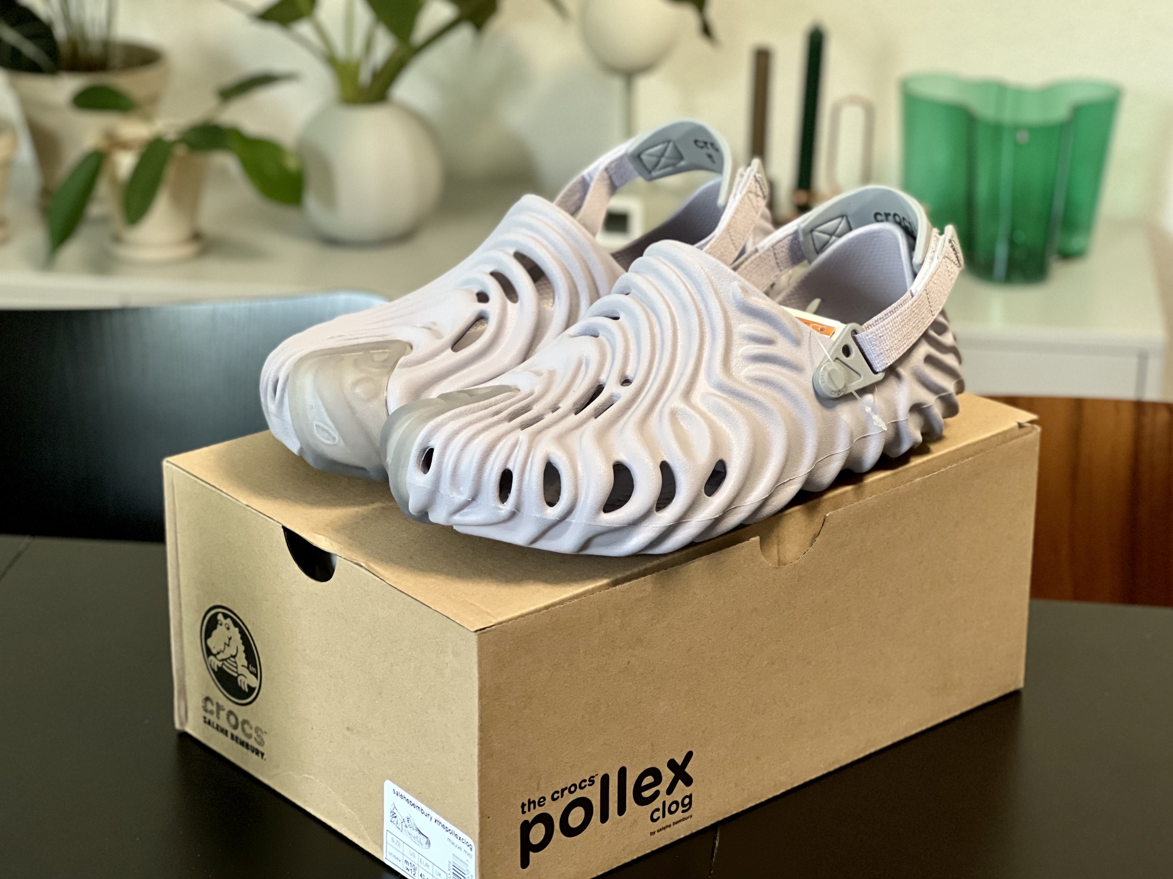 Crocs x Salehe Bembury Pollex Clog Urchin 착용 스타일 - 1