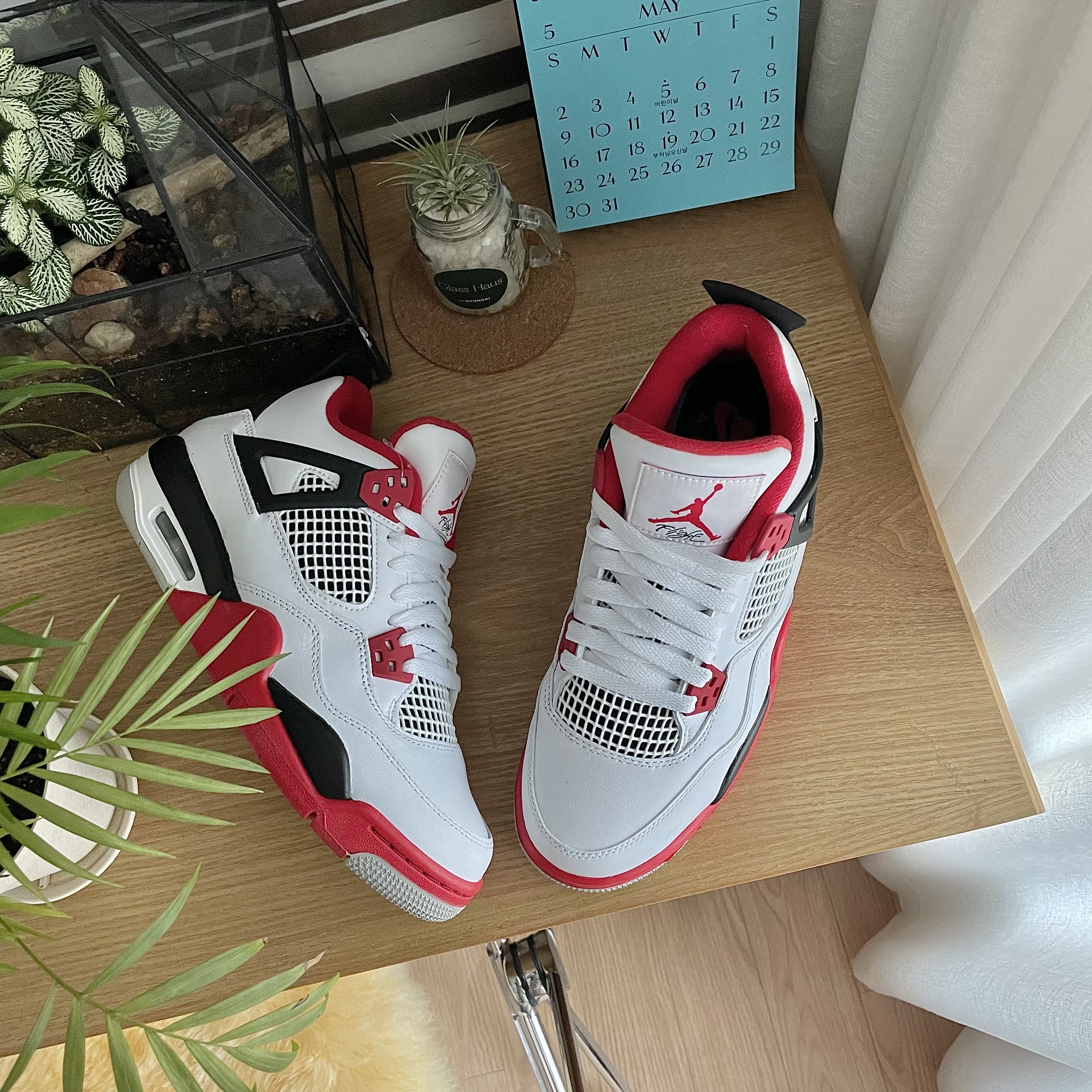 Jordan 4 Retro OG Fire Red 2020, (GS) Jordan 4 Retro OG Fire Red 2020 착용 스타일