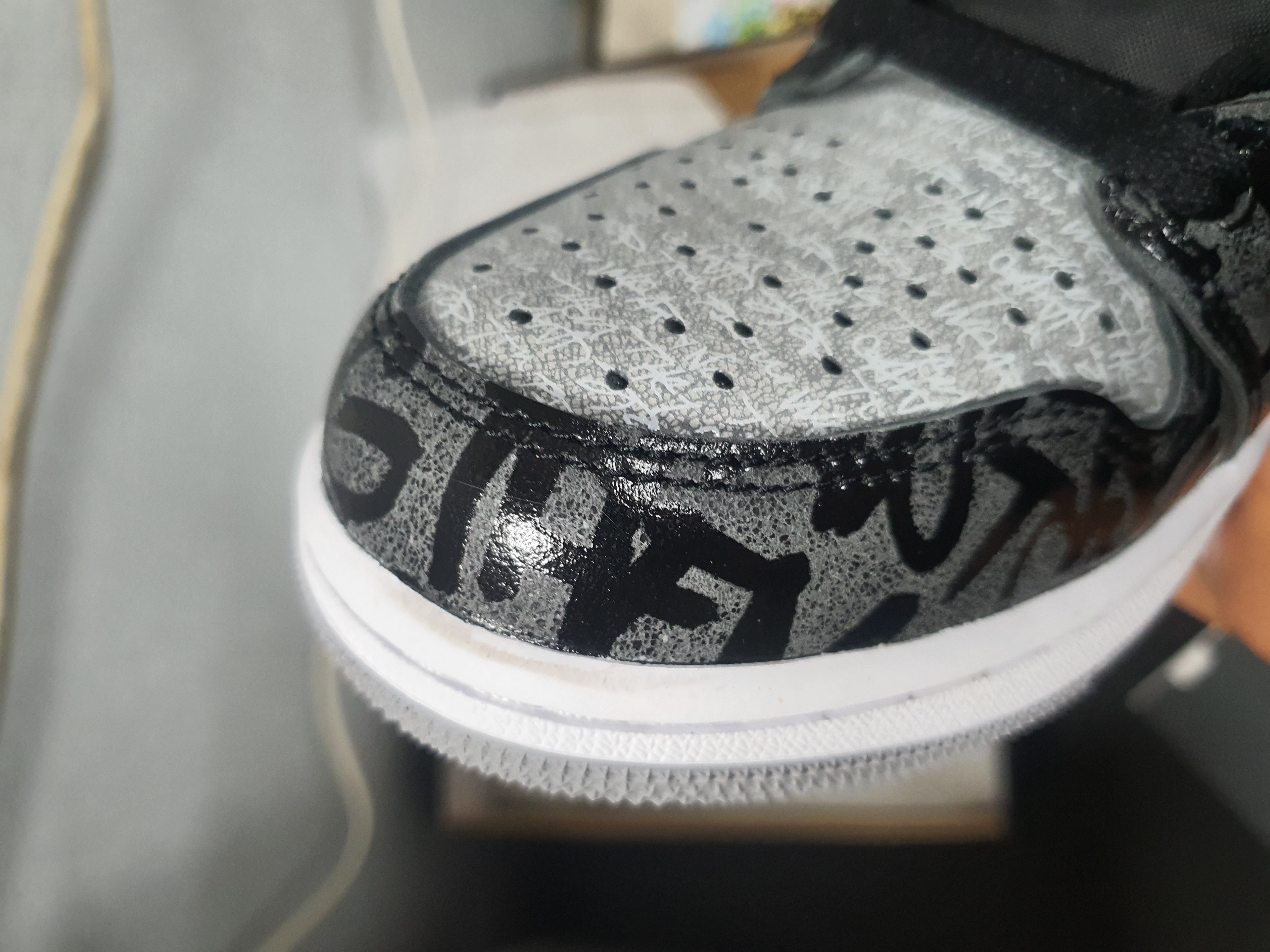 Jordan 1 Retro High OG Rebellionaire 착용 스타일 - 2