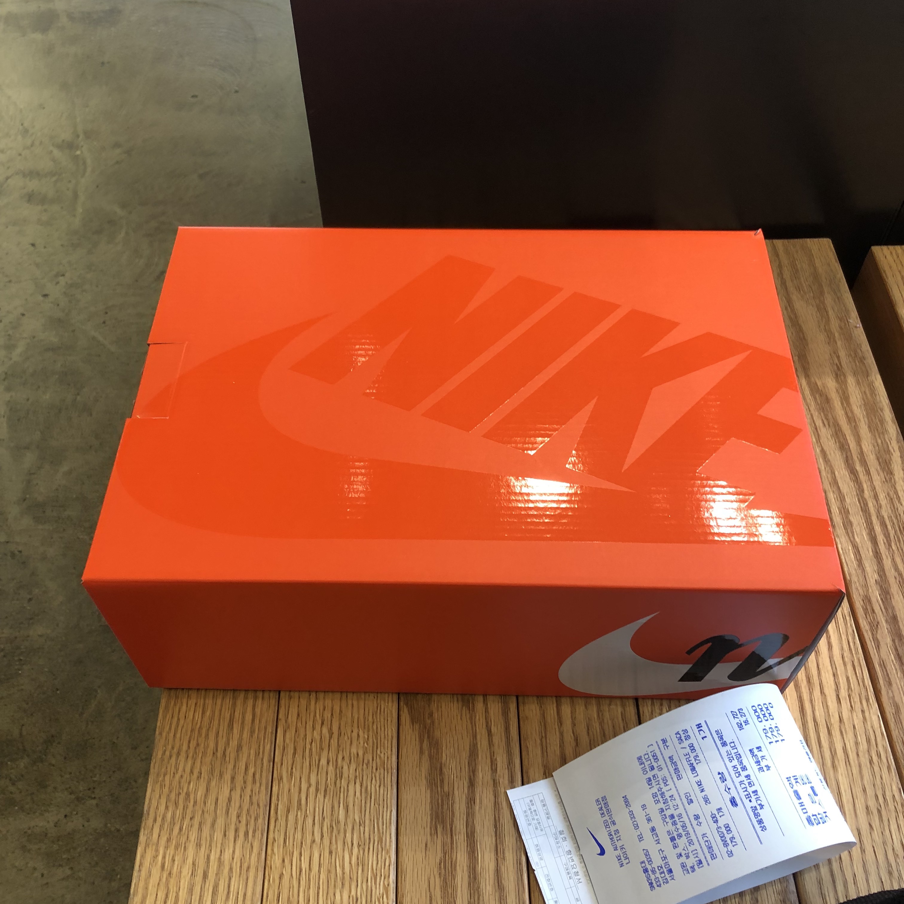 Nike x Sacai LDWaffle Blue Multi 착용 스타일 - 2