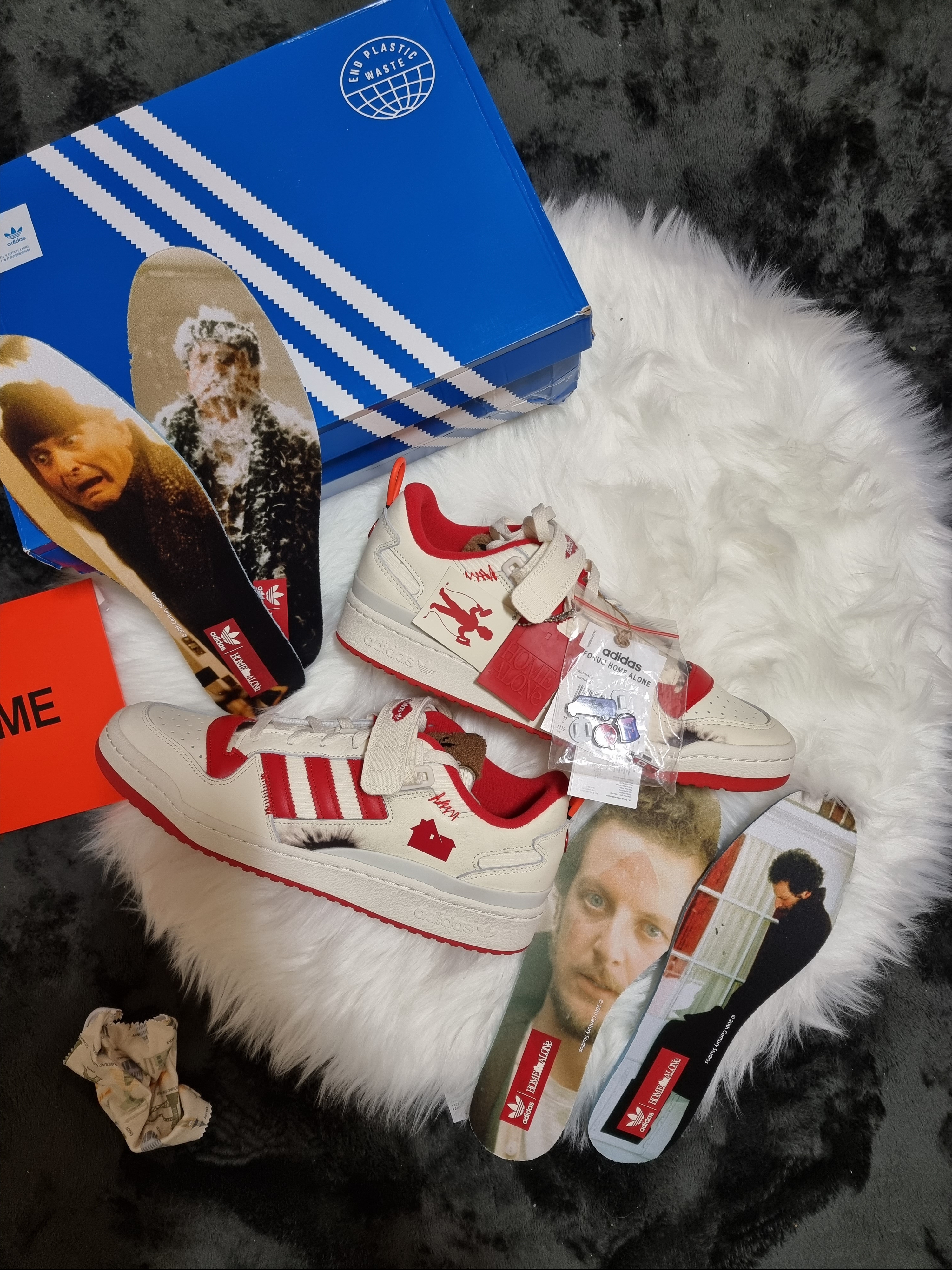 Adidas Forum Low Home Alone 착용 스타일 - 1