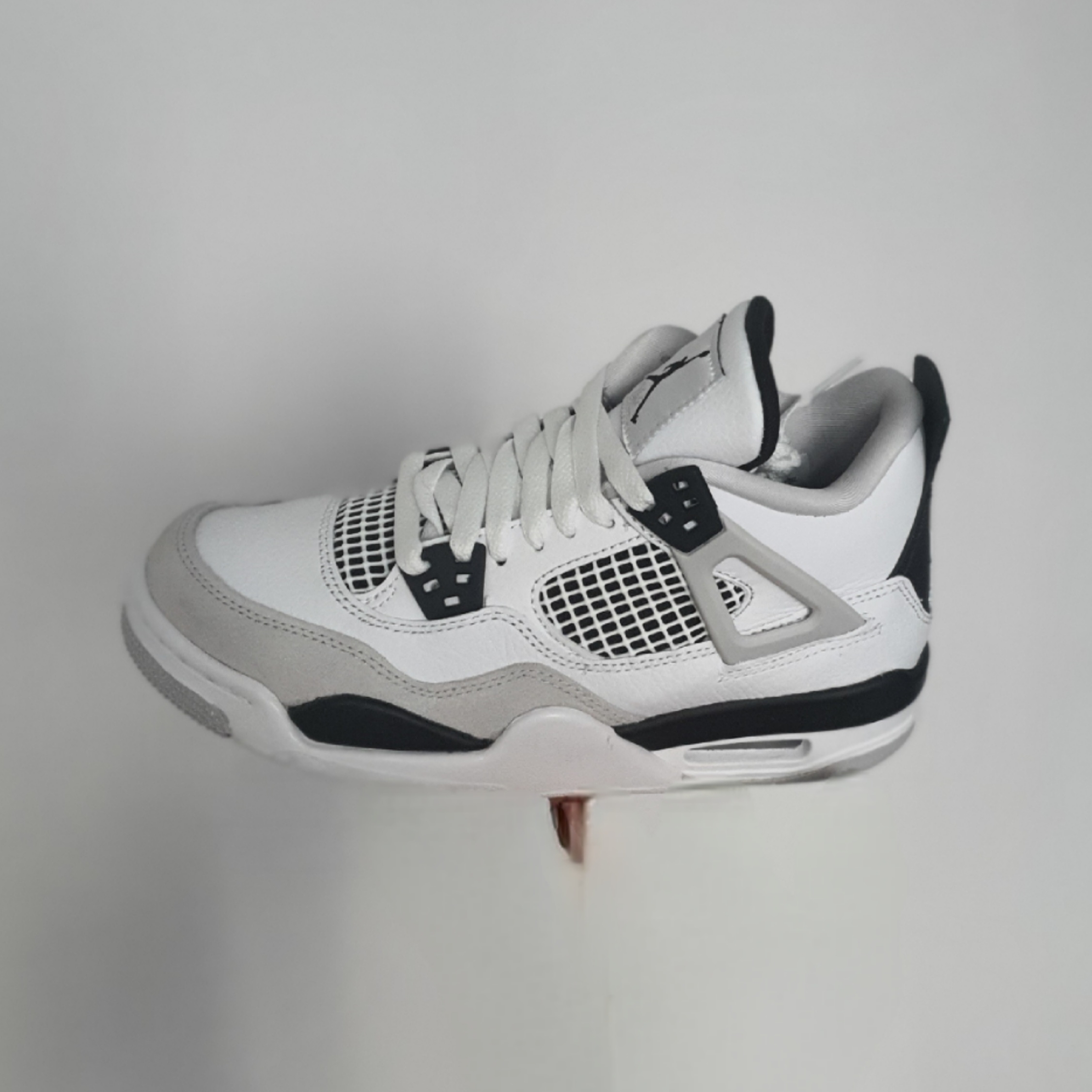 (GS) Jordan 4 Retro White and Black 착용 스타일 - 2