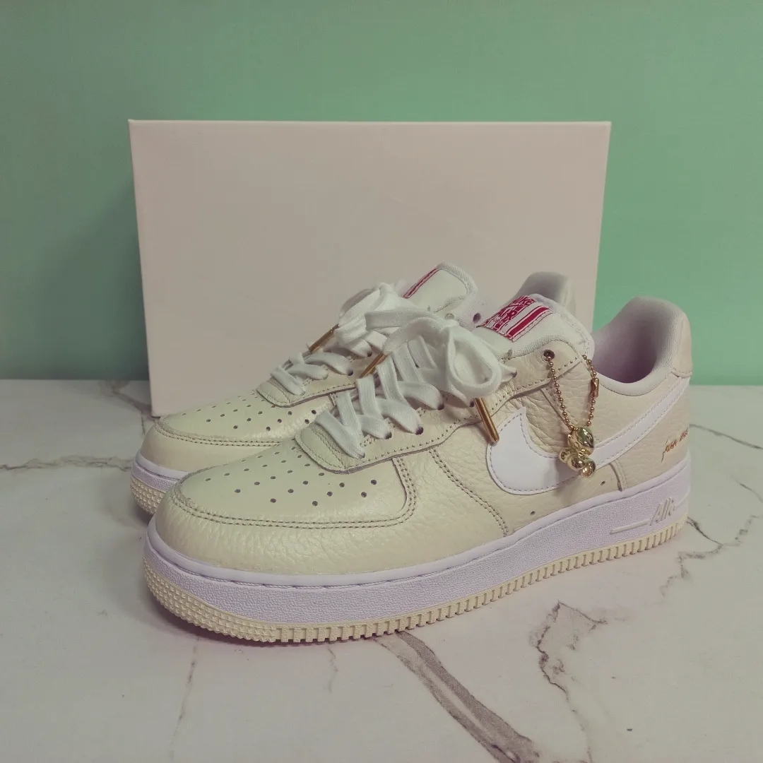 Nike Air Force 1 '07 PRM Popcorn 착용 스타일 - 2