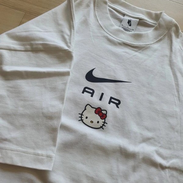Nike x Hello Kitty NRG Air T-Shirt White - Asia 착용 스타일 - 3