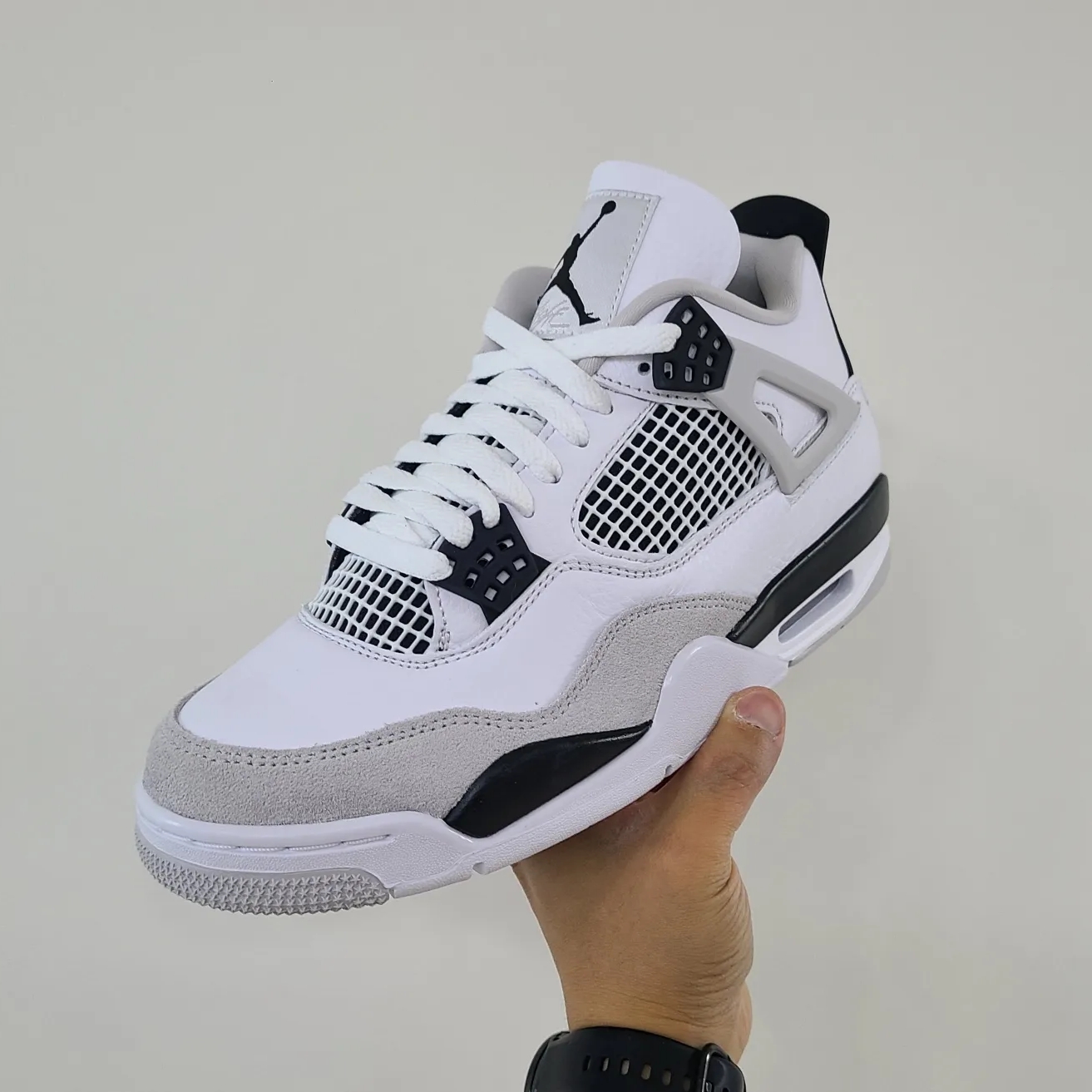 Jordan 4 Retro White and Black, (PS) Jordan 4 Retro White and Black 착용 스타일 - 1