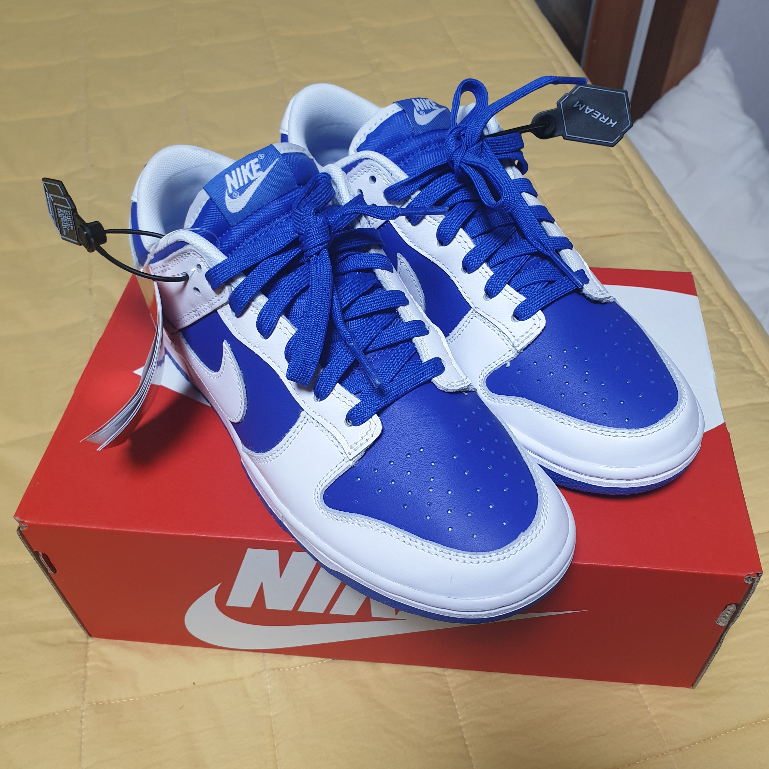 Nike Dunk Low Retro Racer Blue and White 착용 스타일
