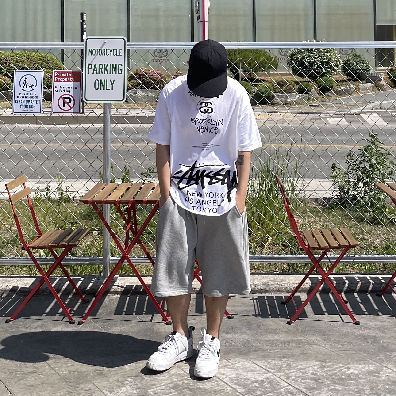 Stussy x Takahiromiyashita The Soloist 40 WT T-Shirt, Nike Air Force 1 '07 Low White 착용 스타일 - 2