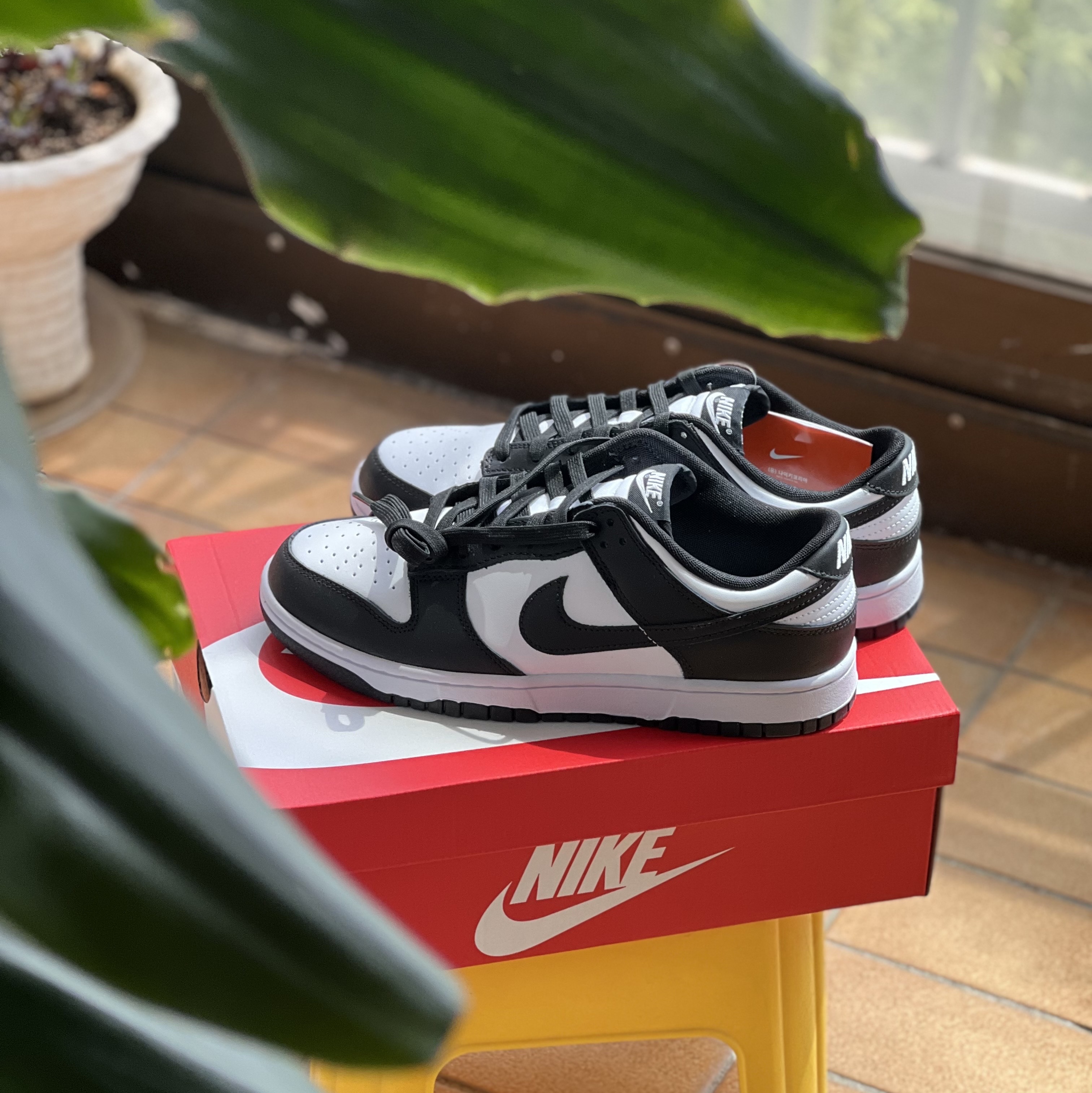 Nike Dunk Low Retro Black 착용 스타일 - 1
