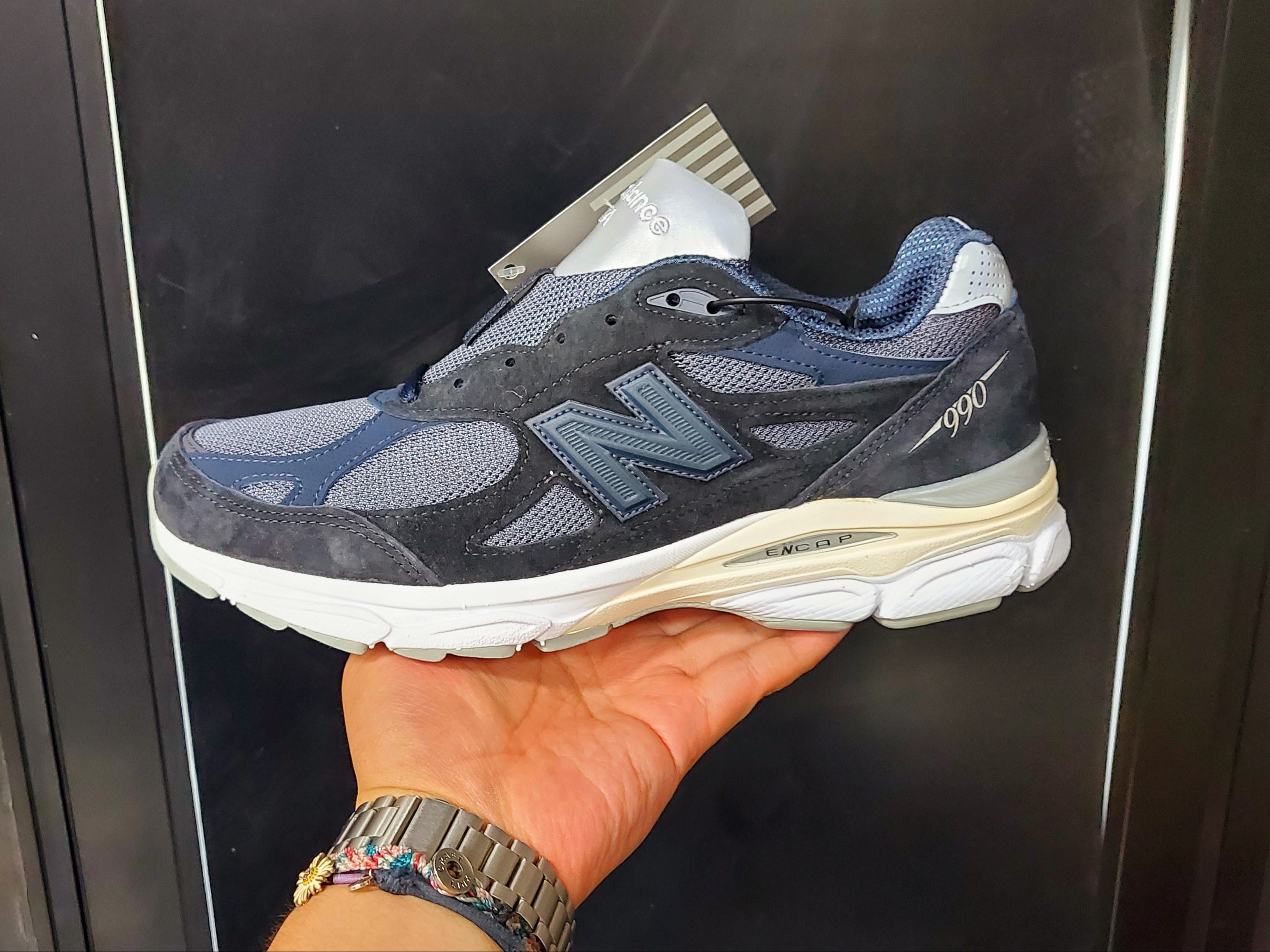 New Balance x Kith 990v3 Genesis 착용 스타일 - 1