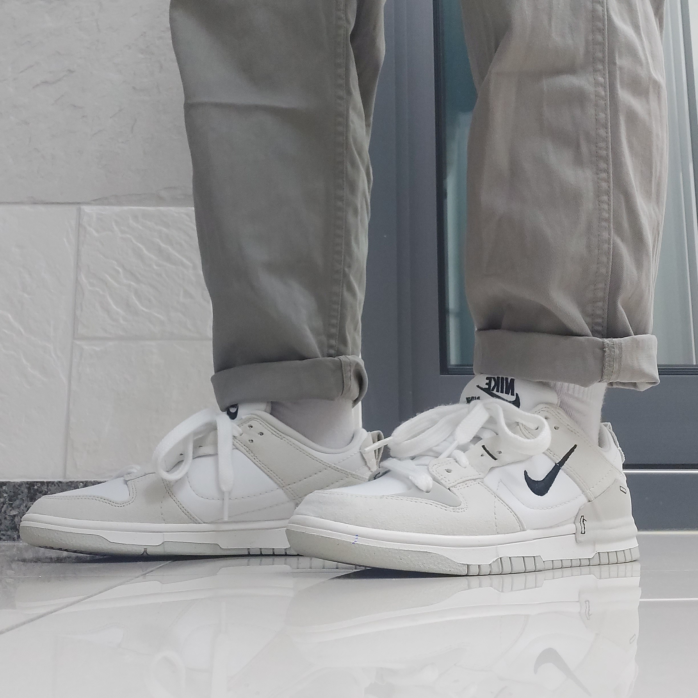 (W) Nike Dunk Low Disrupt 2 White Light Bone 착용 스타일 - 1