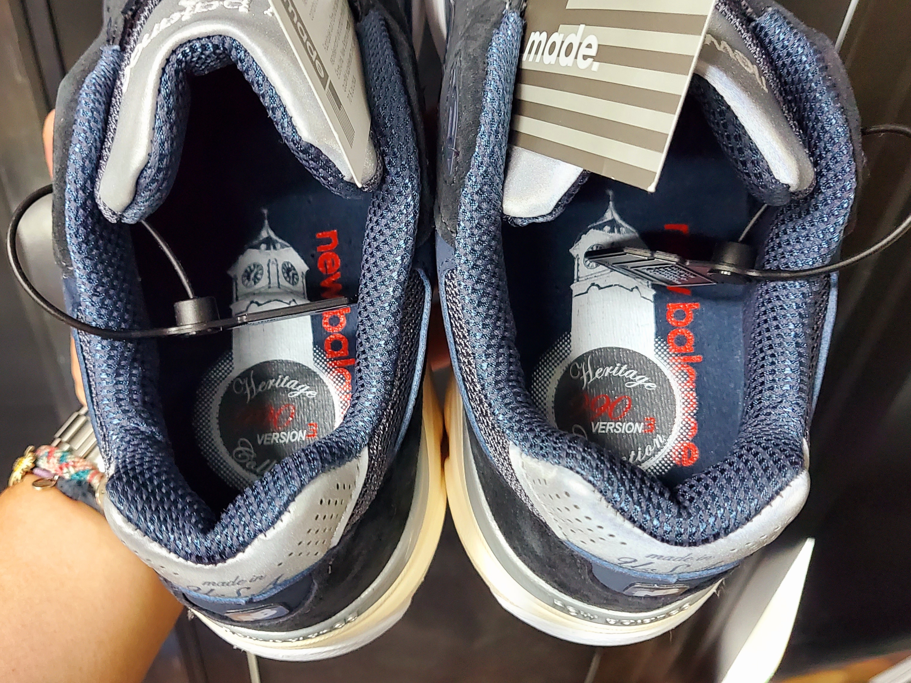 New Balance x Kith 990v3 Genesis 착용 스타일 - 5