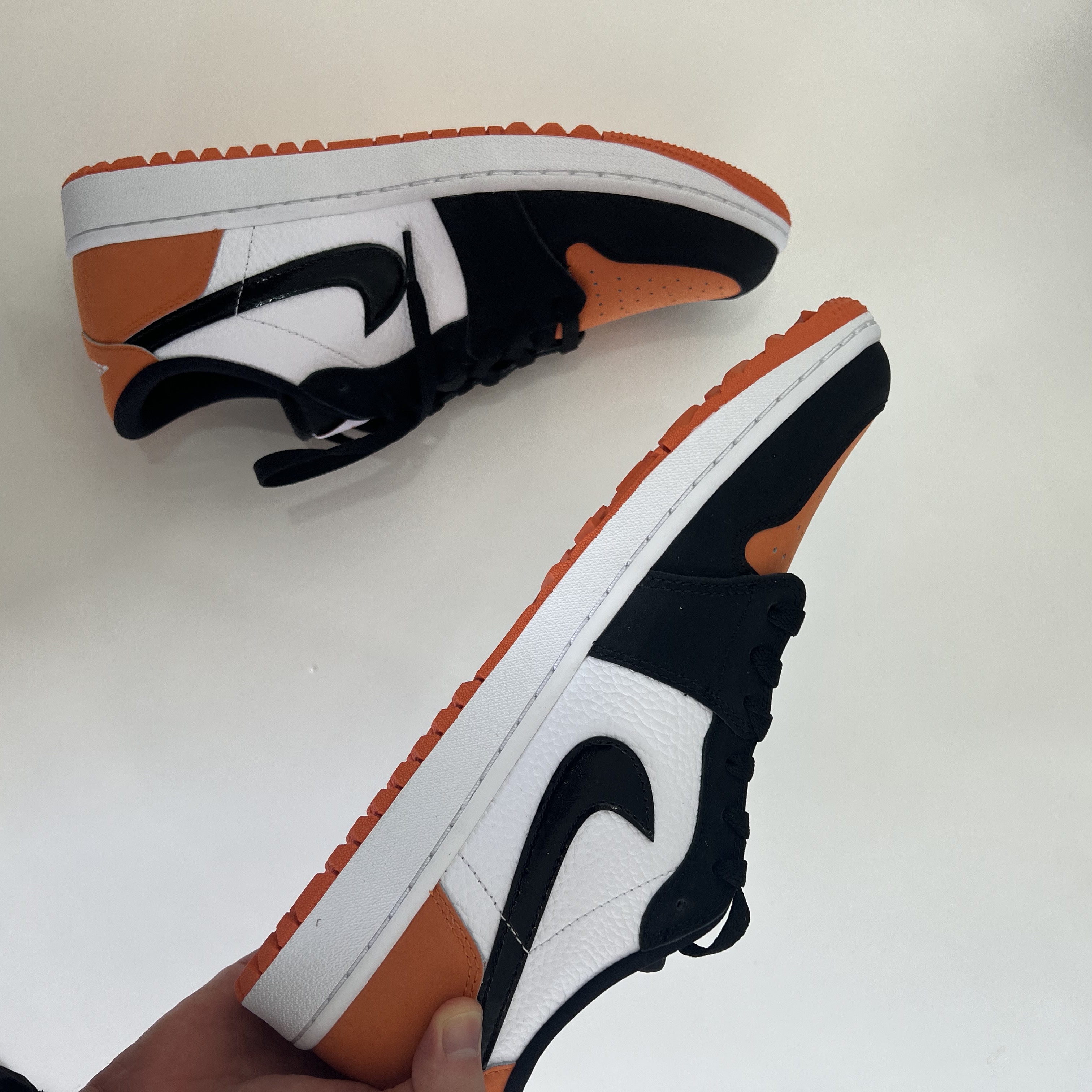 Jordan 1 Low Golf Starfish 착용 스타일 - 3