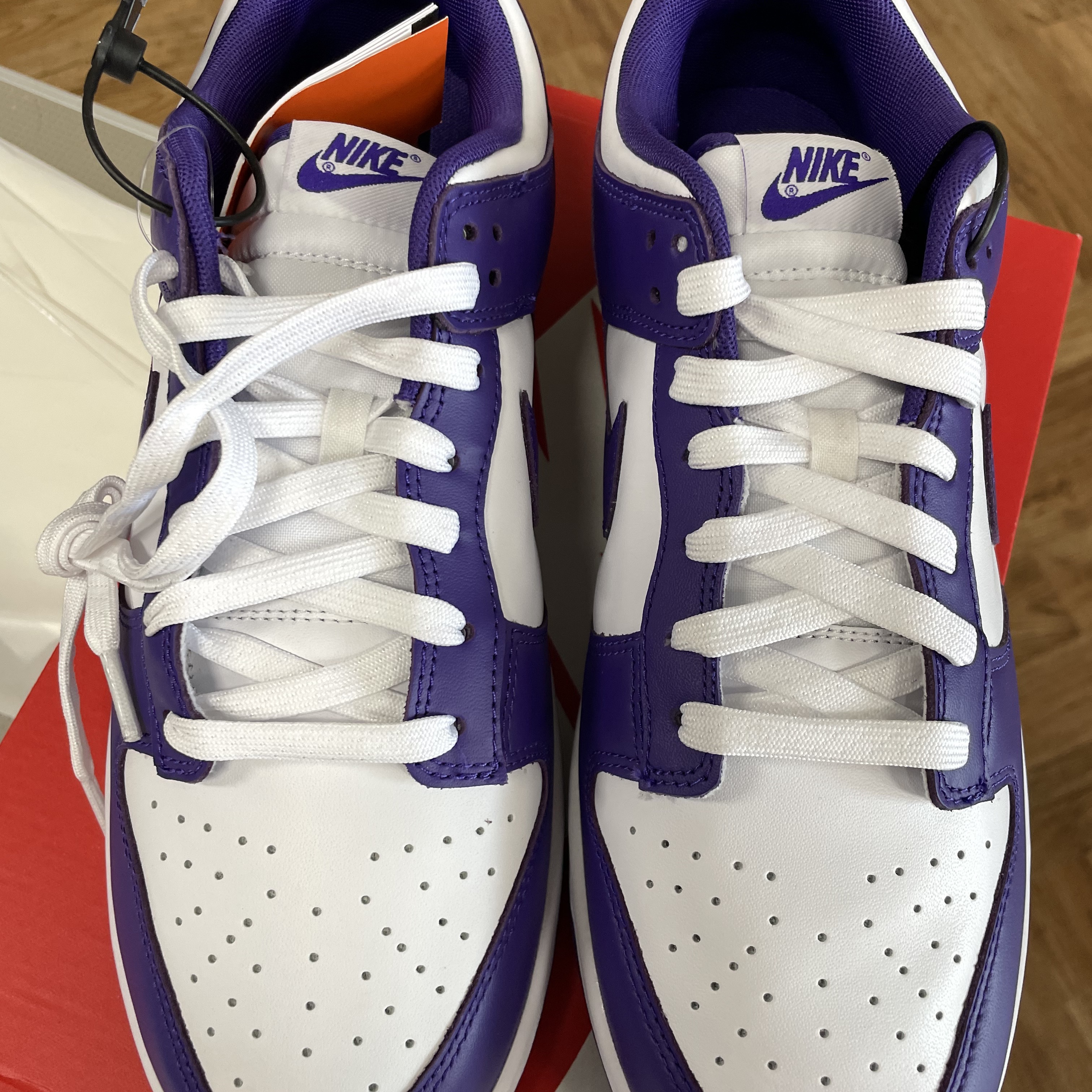 Nike Dunk Low Retro Championship Court Purple 착용 스타일 - 3