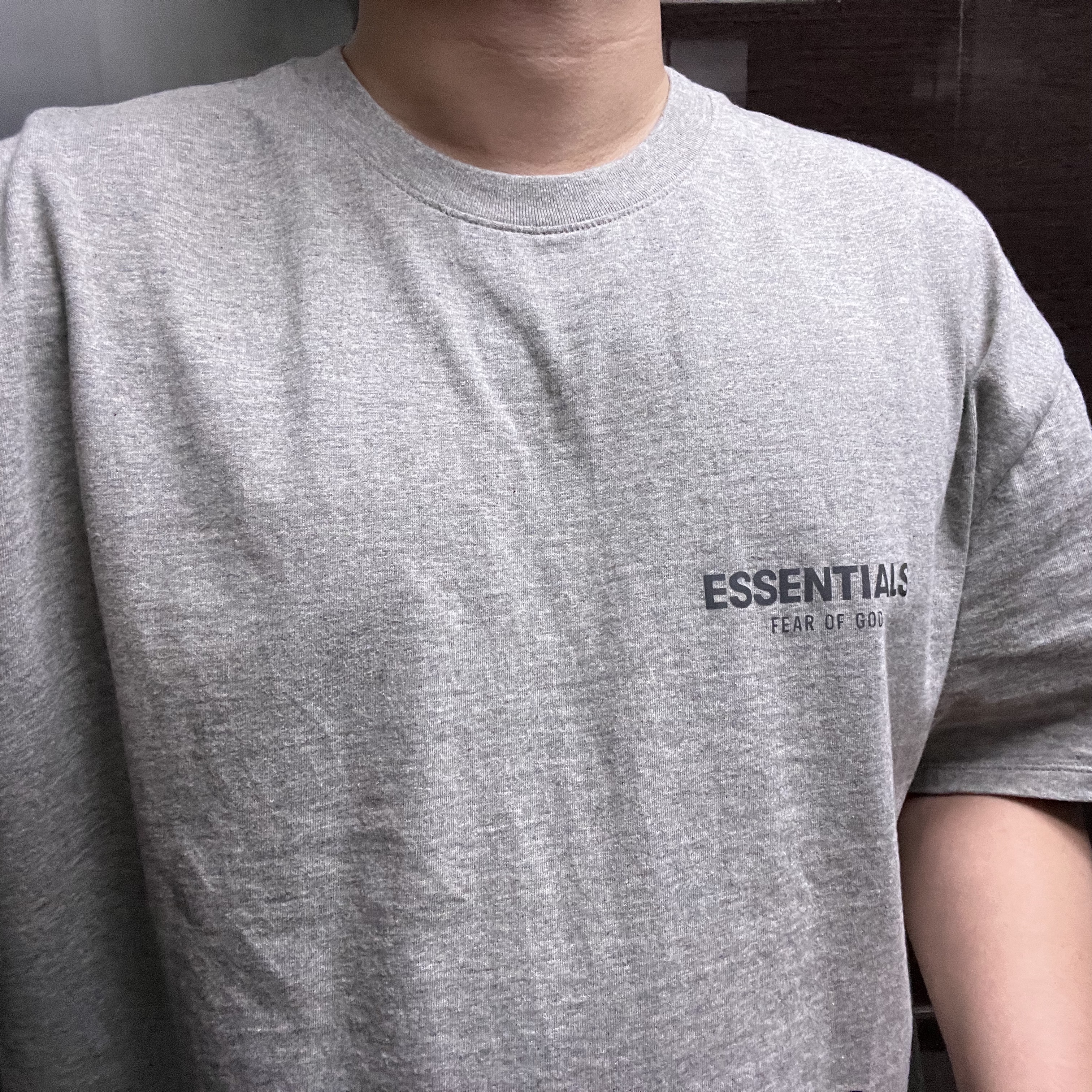 Adidas Yeezy Boost 350 V2 Static - Non-Reflective 2018, Essentials The Core Collection T-Shirt Heather Oatmeal 착용 스타일 - 2