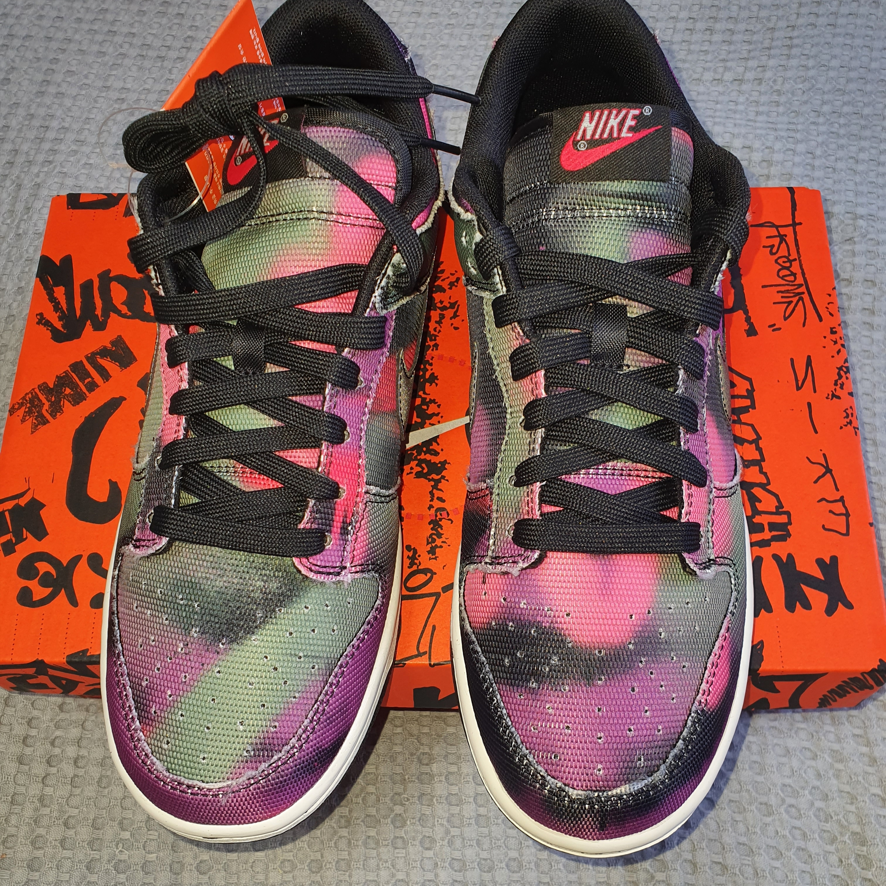 Nike Dunk Low Retro PRM Graffiti 착용 스타일 - 3