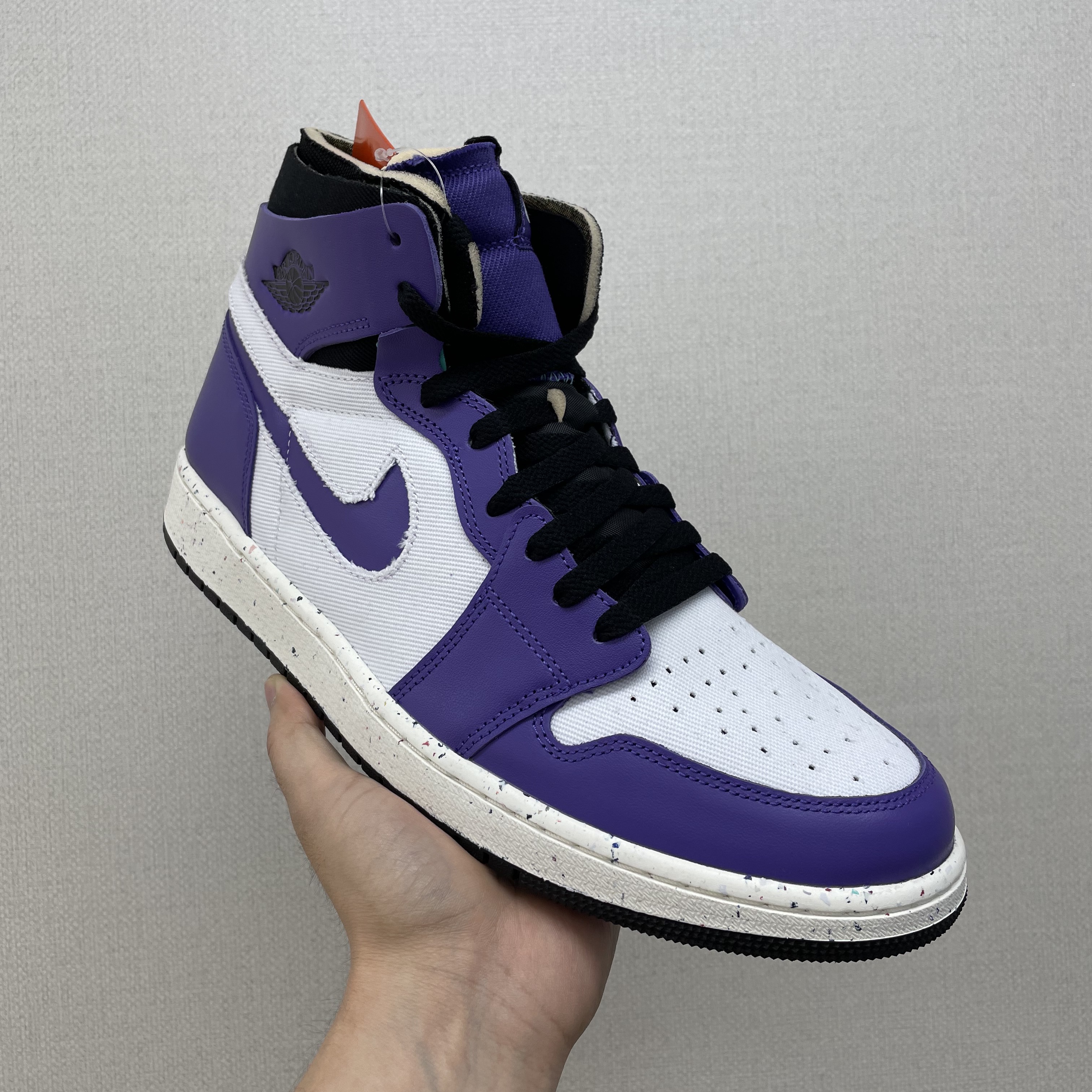 Jordan 1 Zoom Air CMFT Dark Iris 착용 스타일