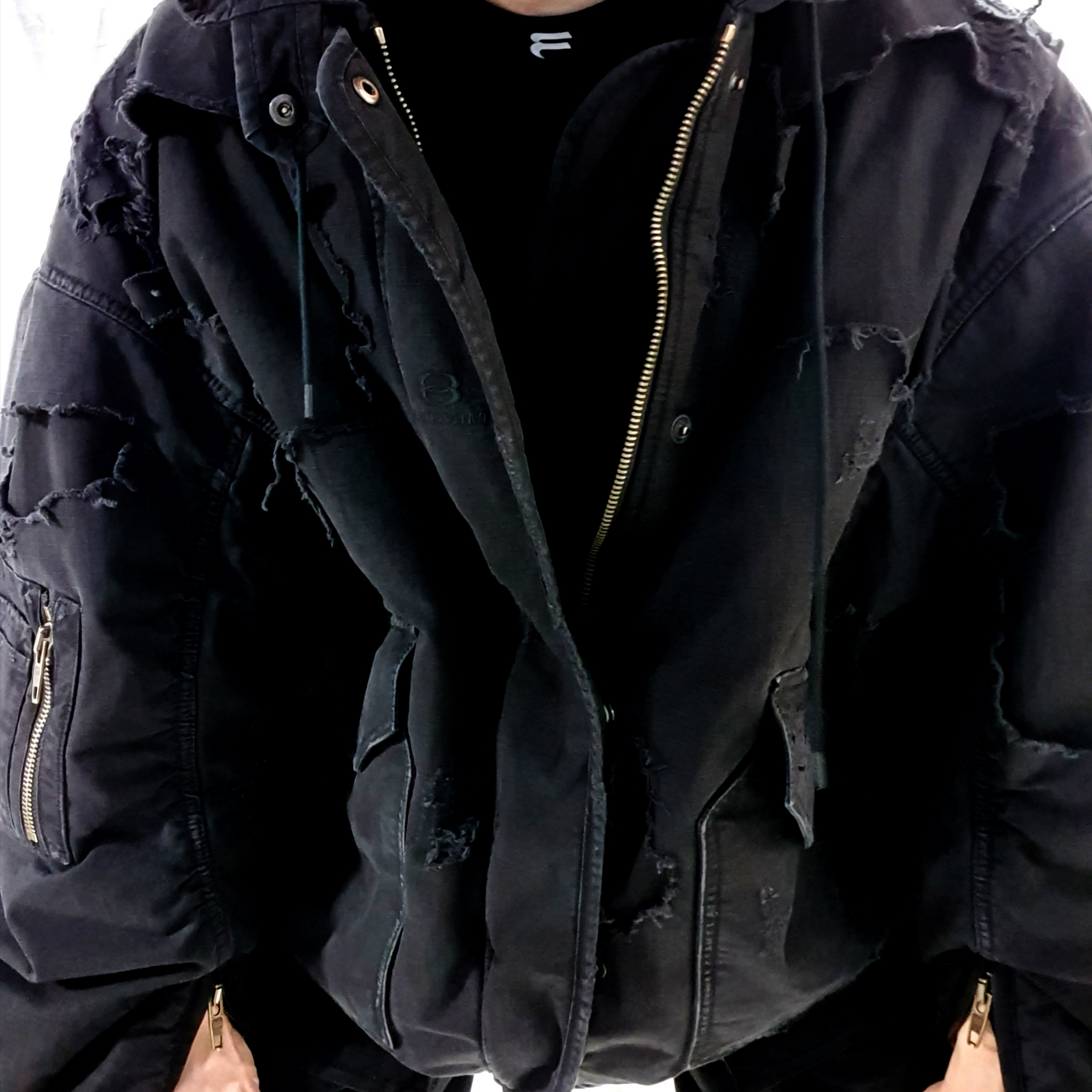 Balenciaga Cotton Ripstop Unity Bomber Beige 착용 스타일