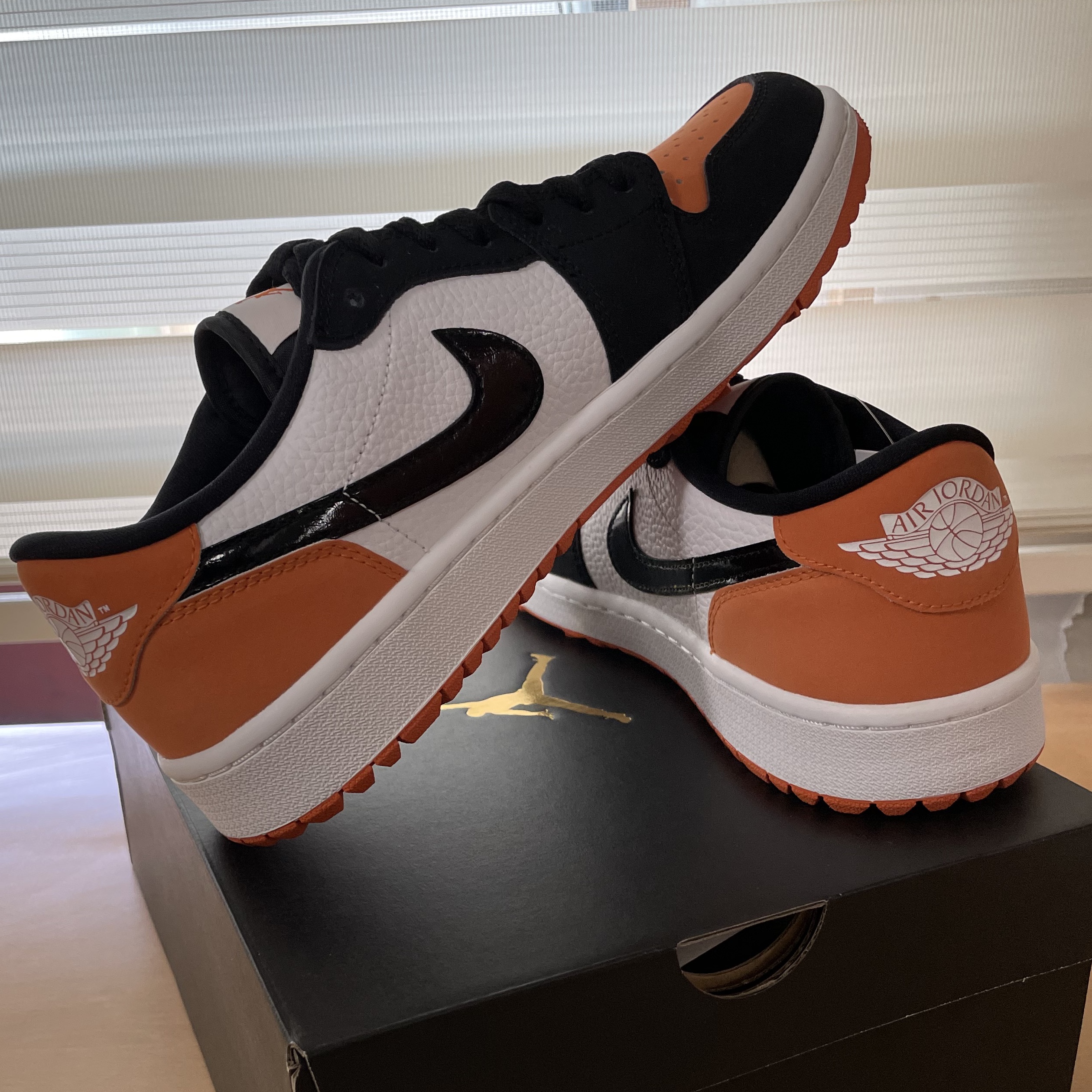 Jordan 1 Low Golf Starfish 착용 스타일 - 1