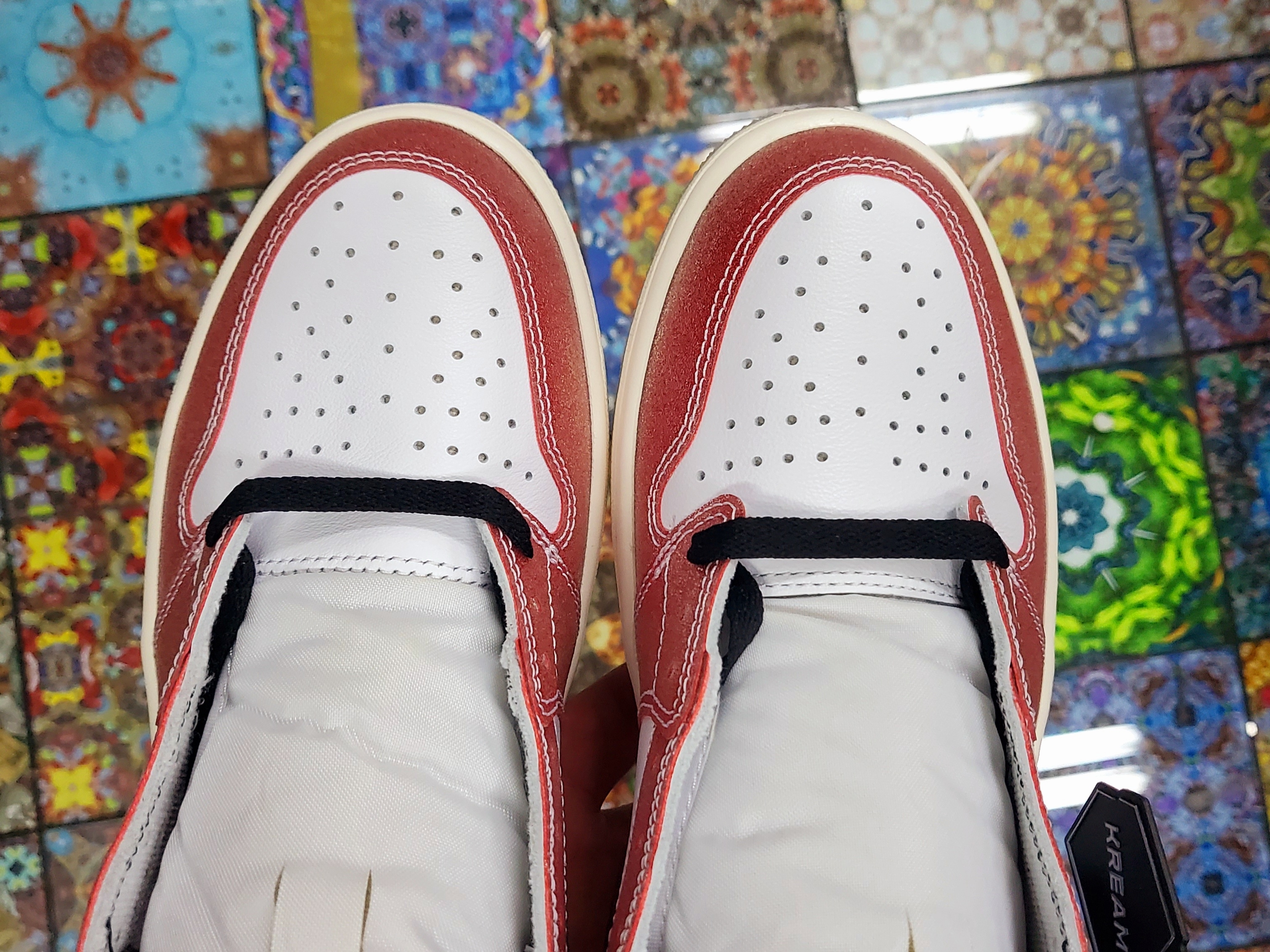 Jordan 1 x Trophy Room Retro High OG SP Chicago 착용 스타일 - 4