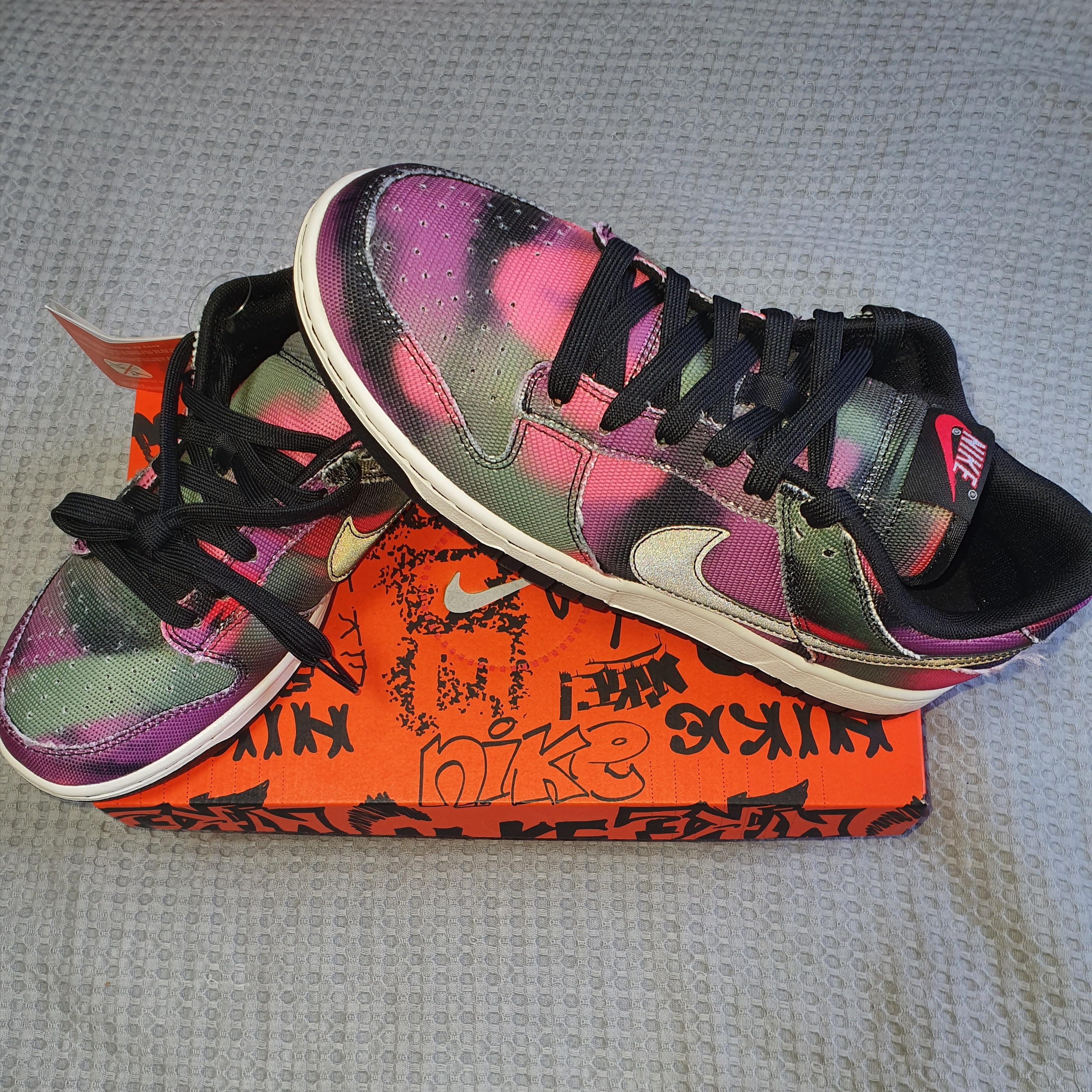 Nike Dunk Low Retro PRM Graffiti 착용 스타일 - 4