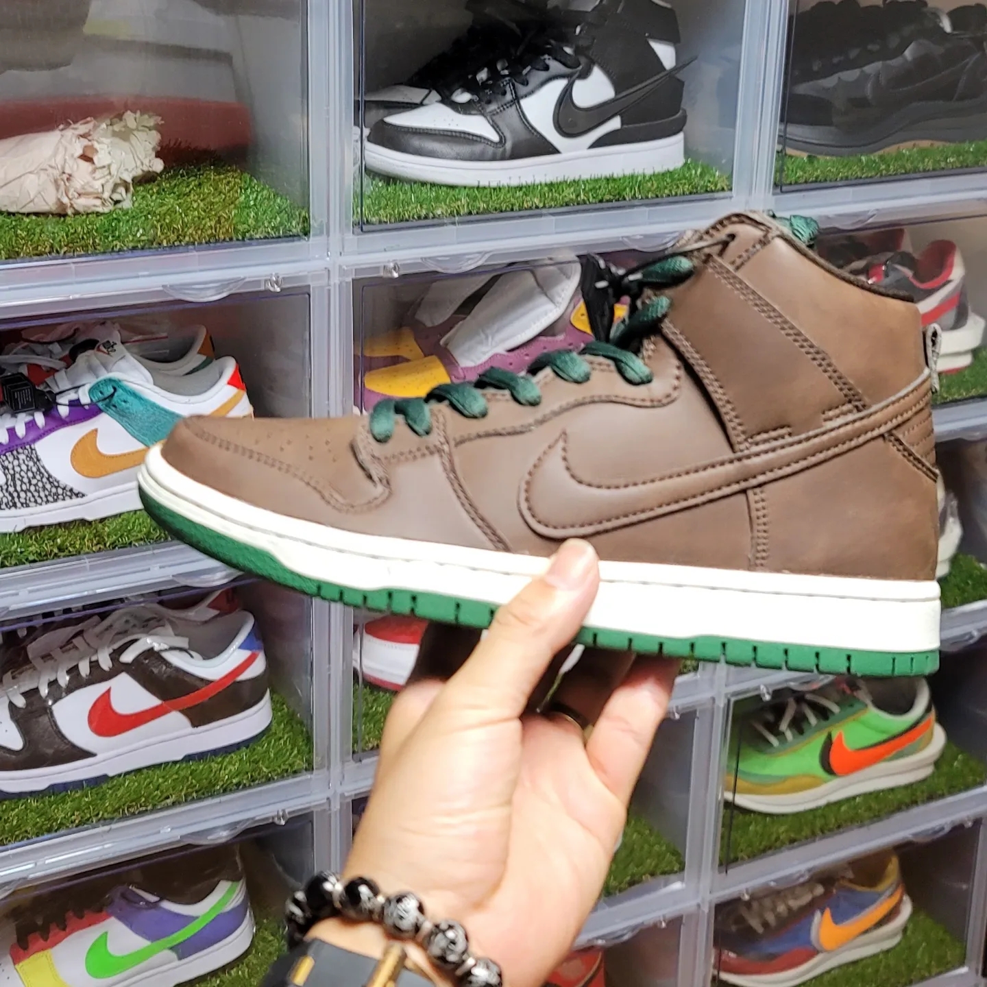 Nike SB Dunk High Pro Baroque Brown 착용 스타일
