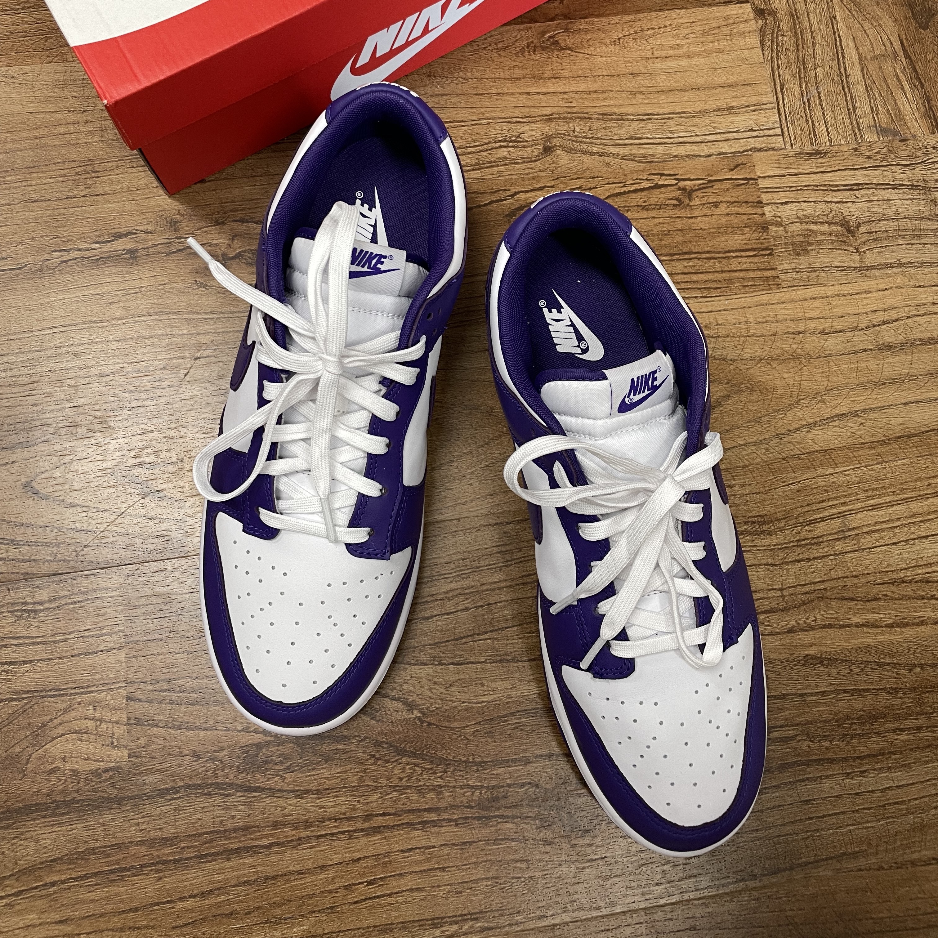 Nike Dunk Low Retro Championship Court Purple 착용 스타일 - 1