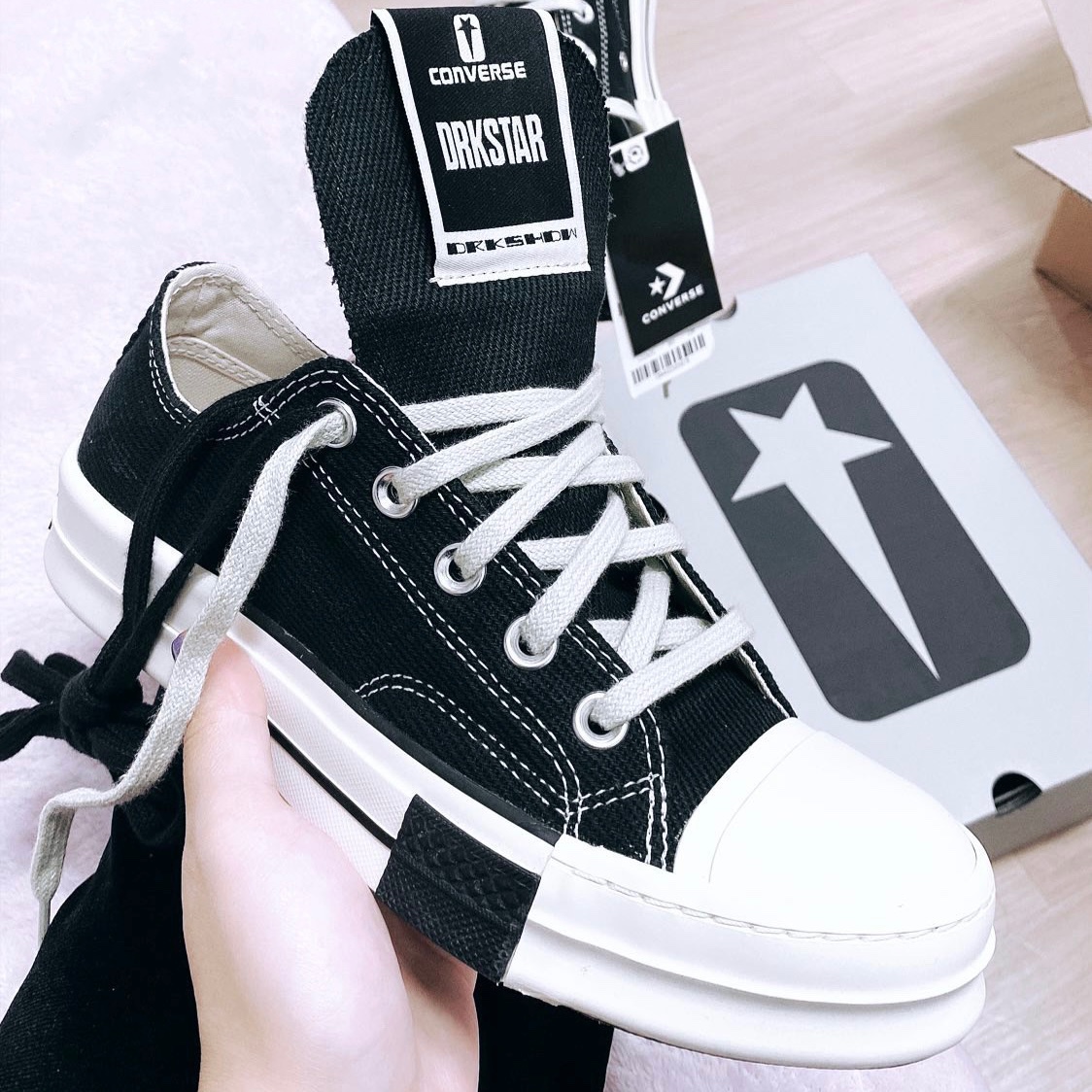 Converse x Drkshdw Drkstr Chuck 70 Ox Black 착용 스타일