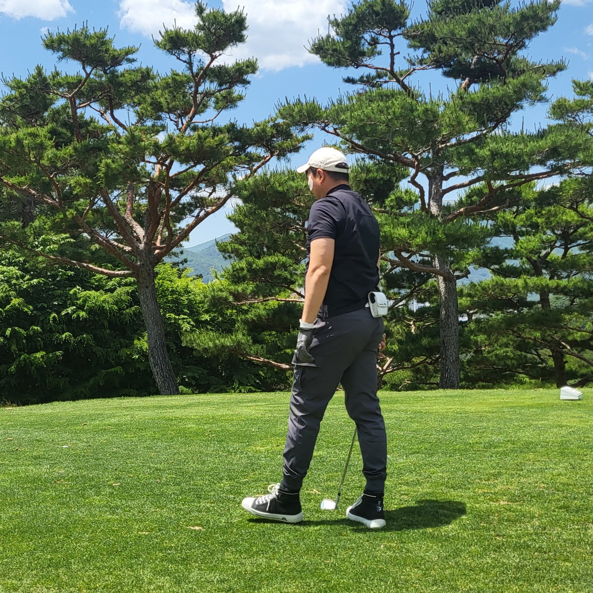 Nike x Drake Nocta Golf Vest Black - US/EU, Nike x Drake Nocta Golf Mock Neck Top Black - US/EU 착용 스타일