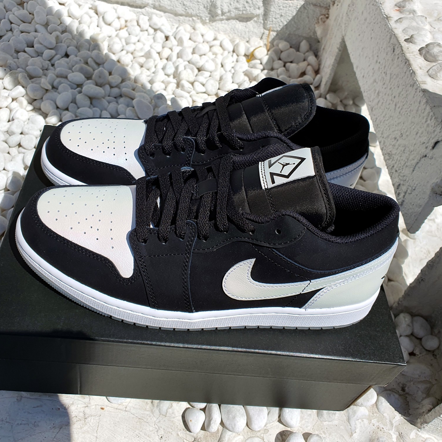 Jordan 1 Low SE Diamond 착용 스타일 - 1
