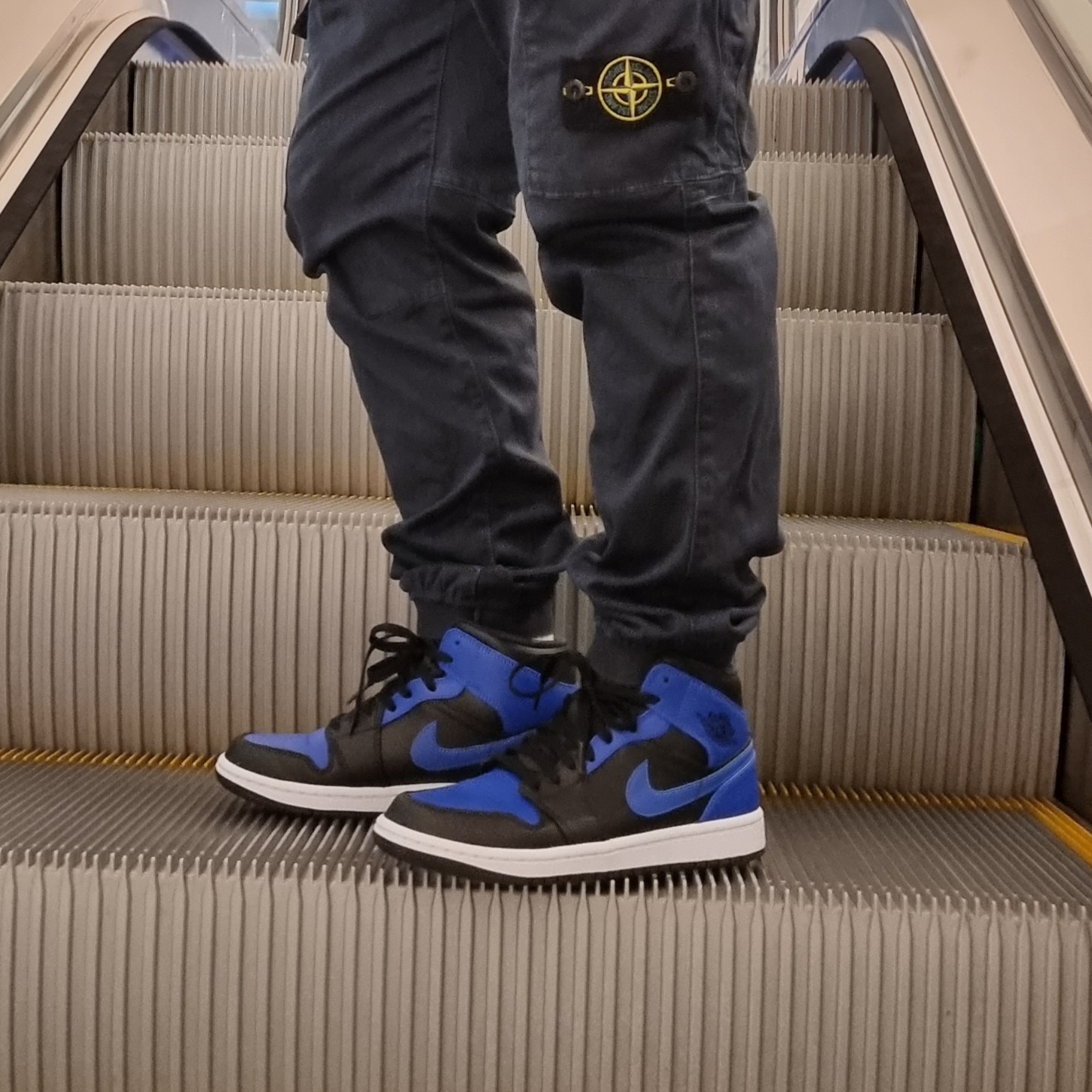 Jordan 1 Retro High OG Dark Marina Blue 착용 스타일