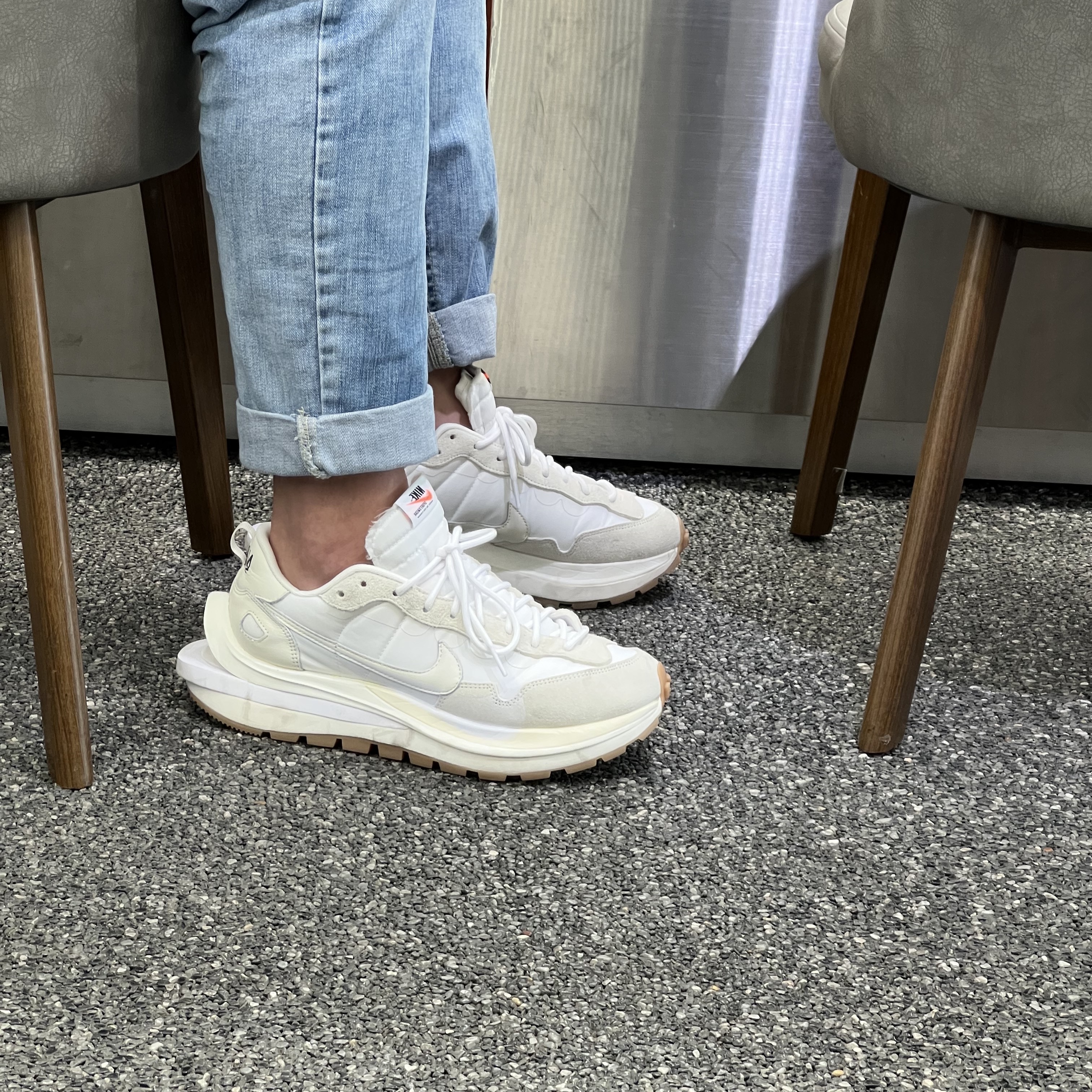 Nike x Sacai VaporWaffle White and Gum 착용 스타일 - 1