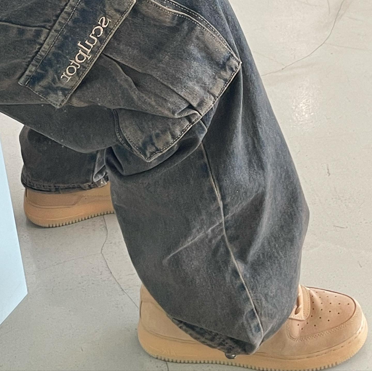 Nike Air Force 1 '07 WB Flax 착용 스타일 - 3