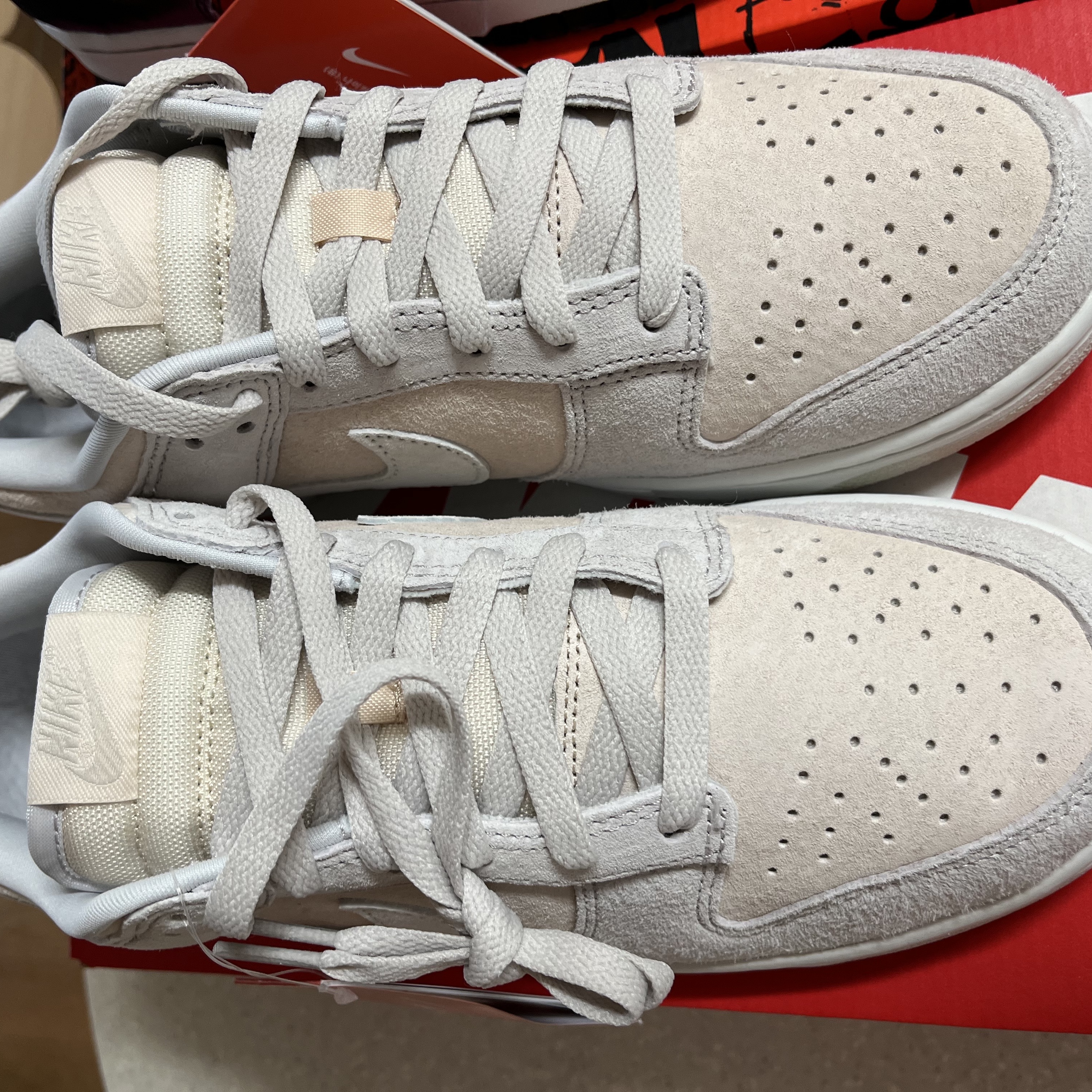 Nike Dunk Low Retro PRM Graffiti, Nike Dunk Low Retro PRM Vast Grey 착용 스타일 - 4