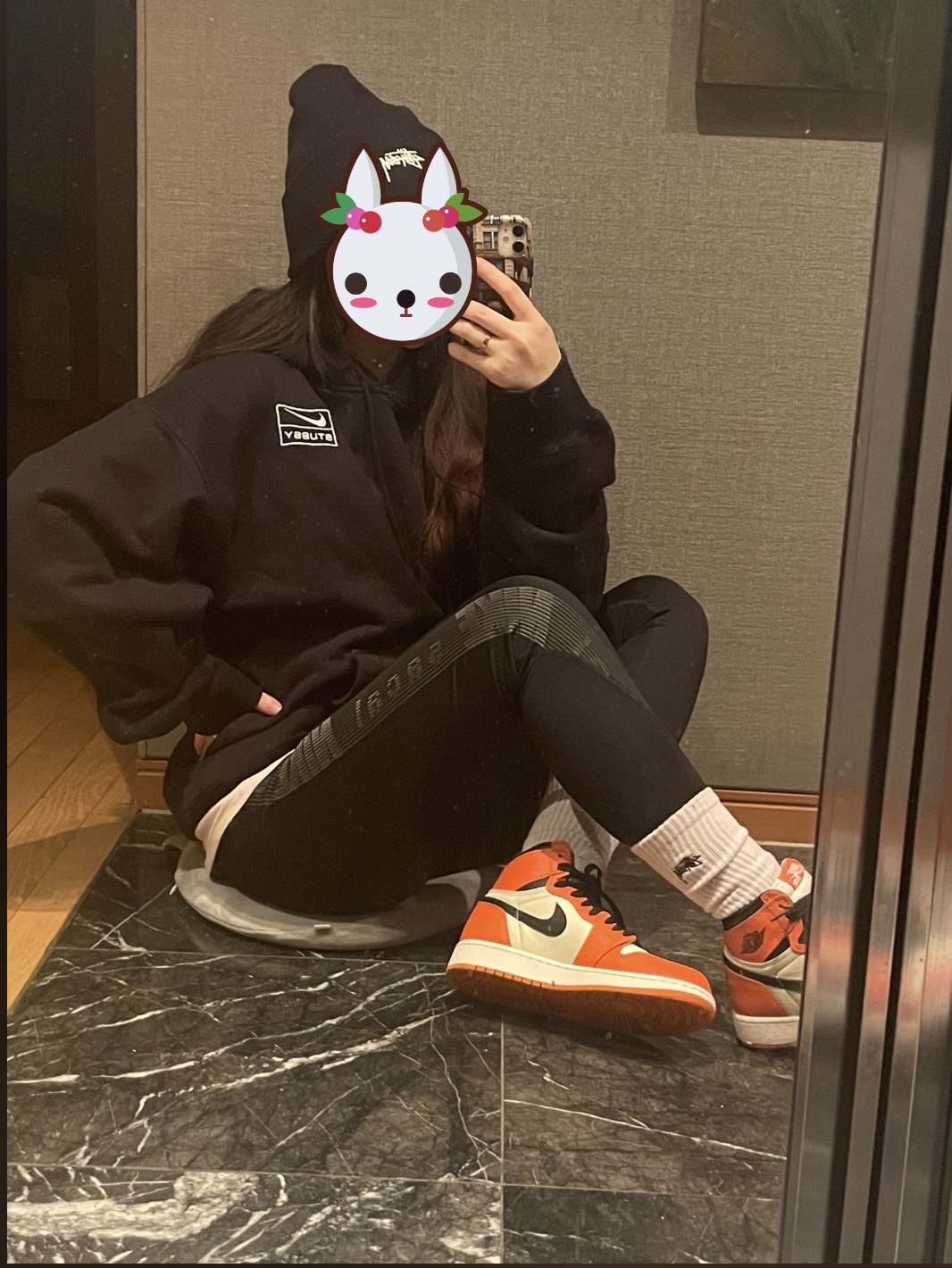 Nike x Stussy NRG RA Washed Pullover Hoodie Black (DN4028-010), Nike x Stussy NRG Cuffed Beanie Black 착용 스타일 - 1