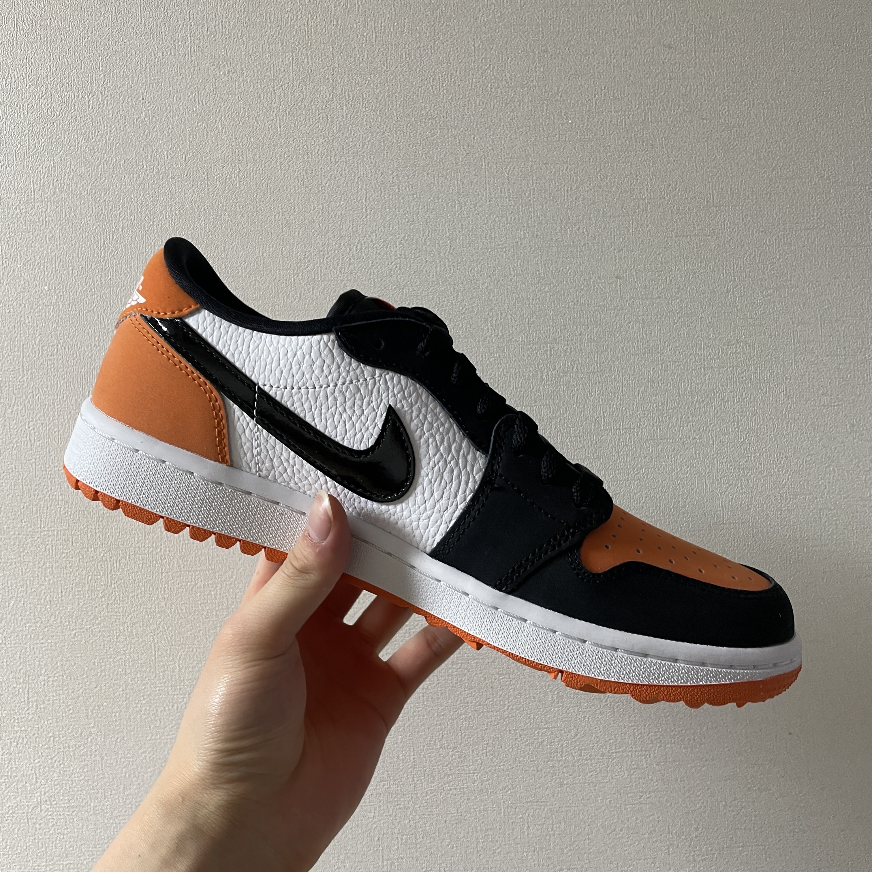 Jordan 1 Low Golf Starfish 착용 스타일