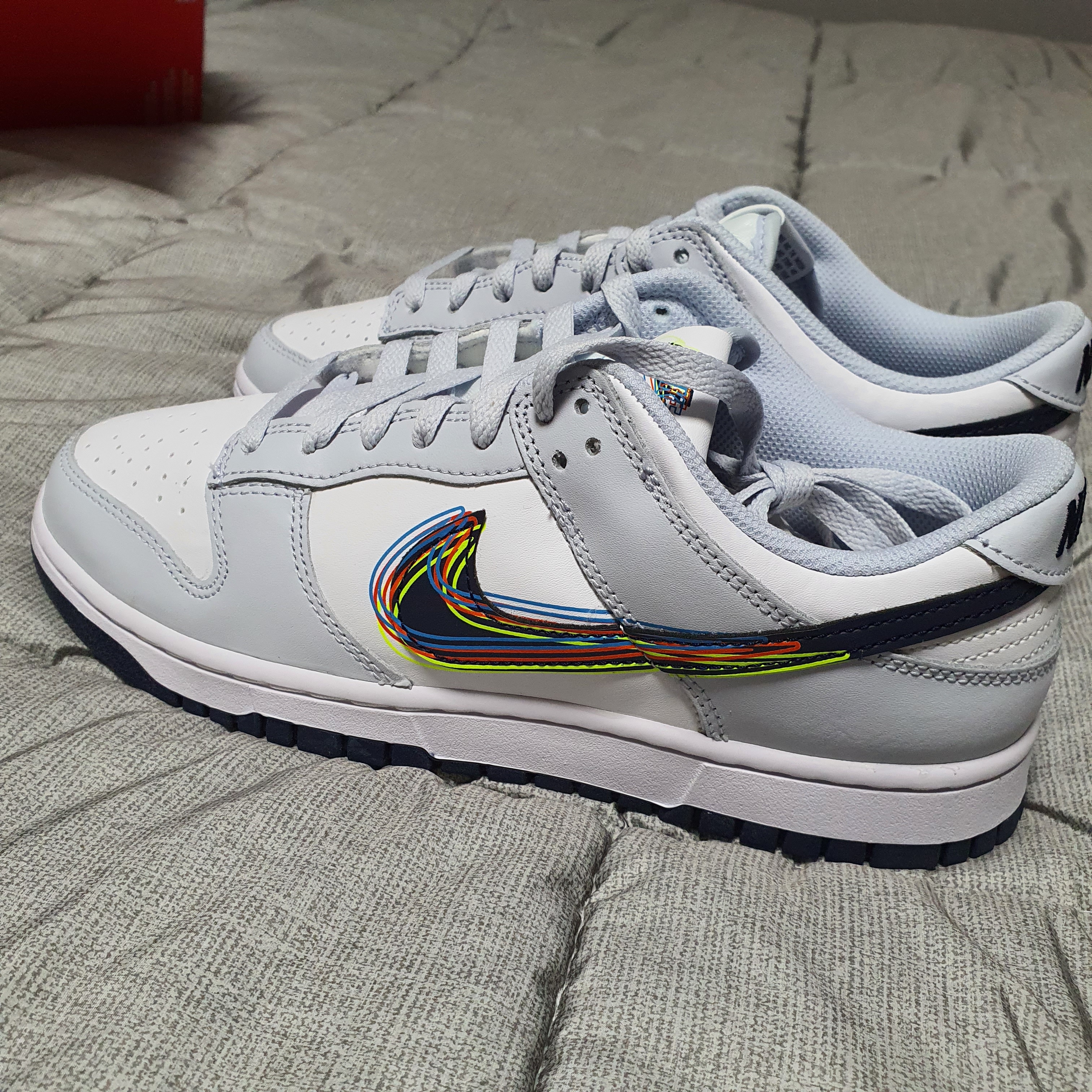 Nike Dunk Low 3D Swoosh White Grey 착용 스타일 - 2