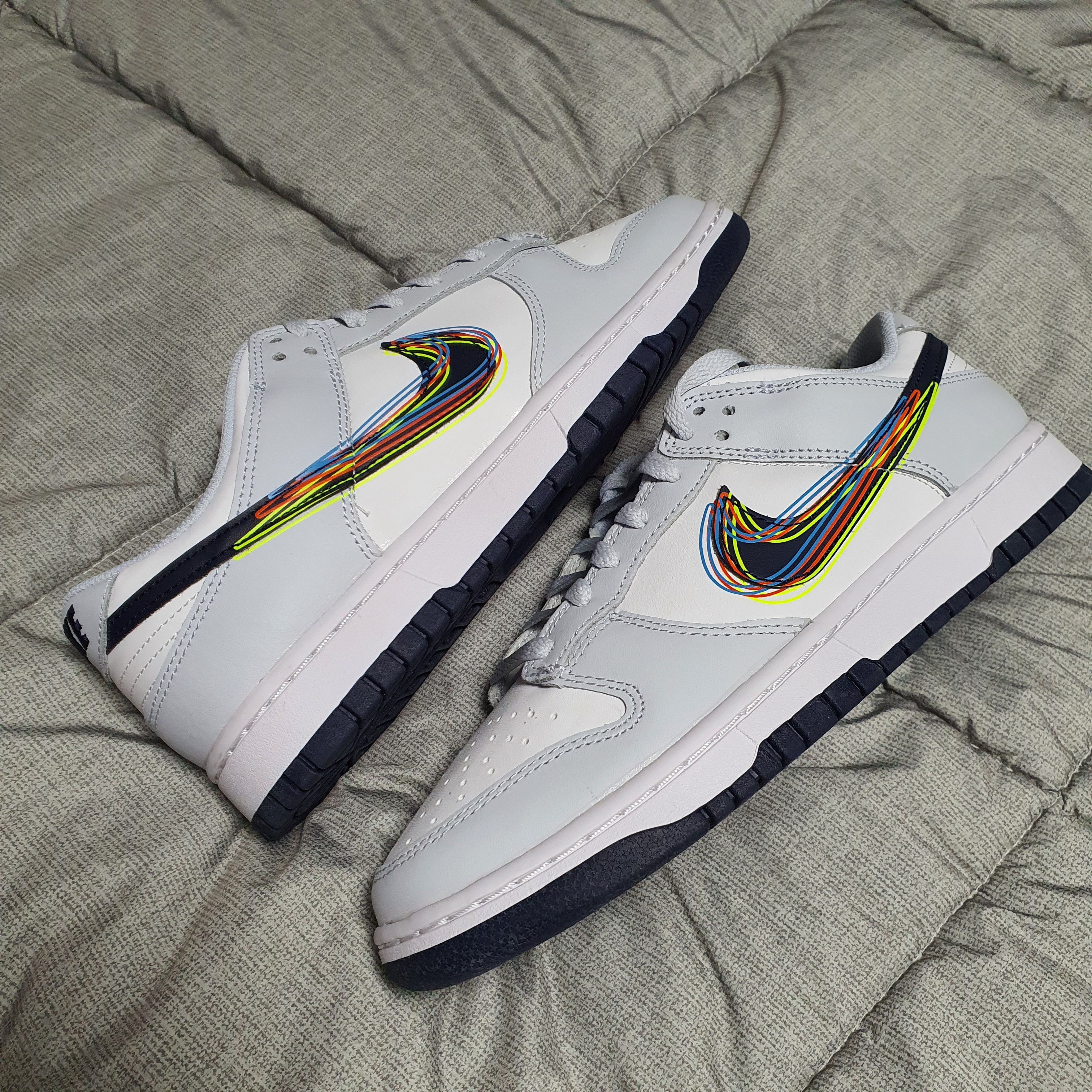 Nike Dunk Low 3D Swoosh White Grey 착용 스타일 - 1