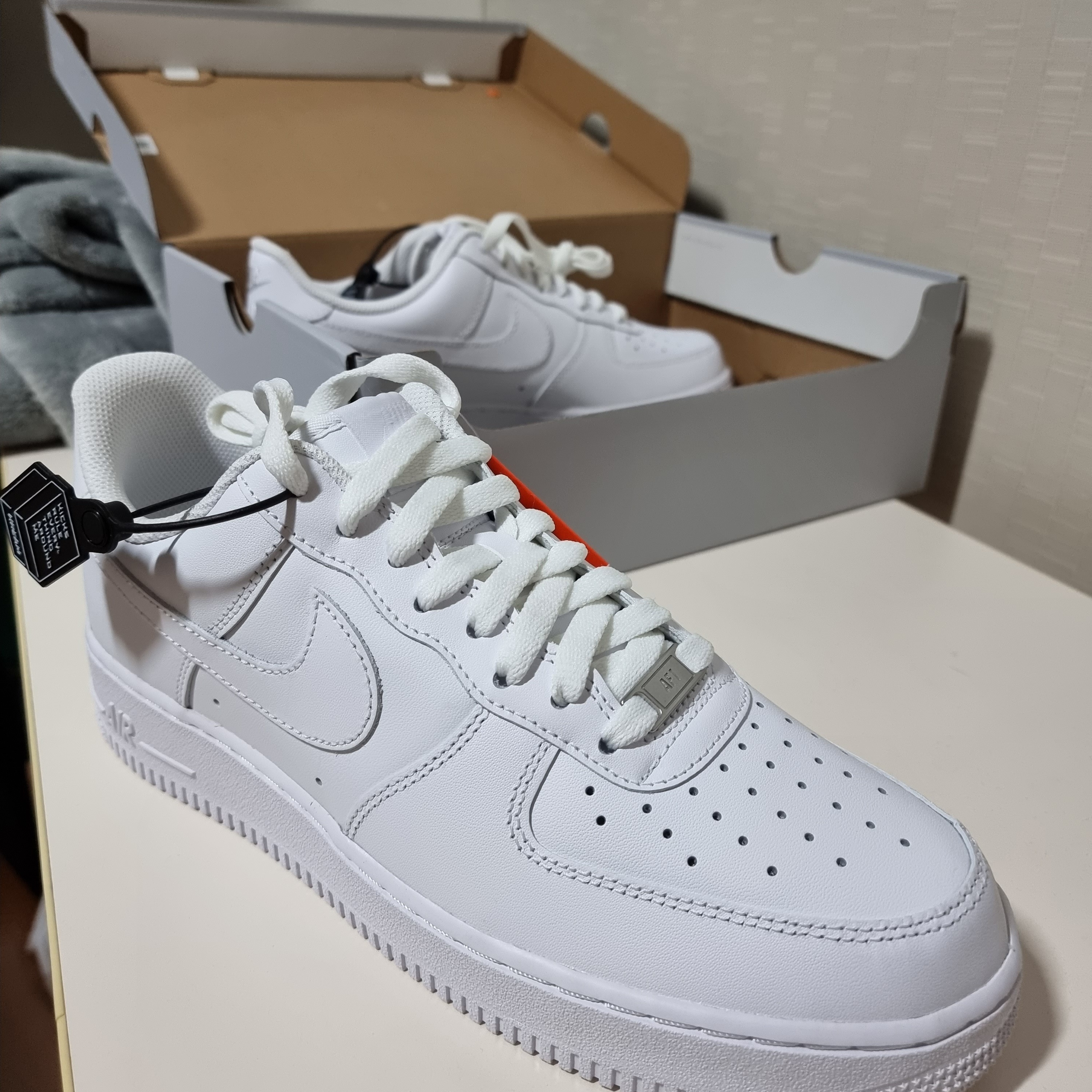 Nike Air Force 1 '07 Low White 착용 스타일