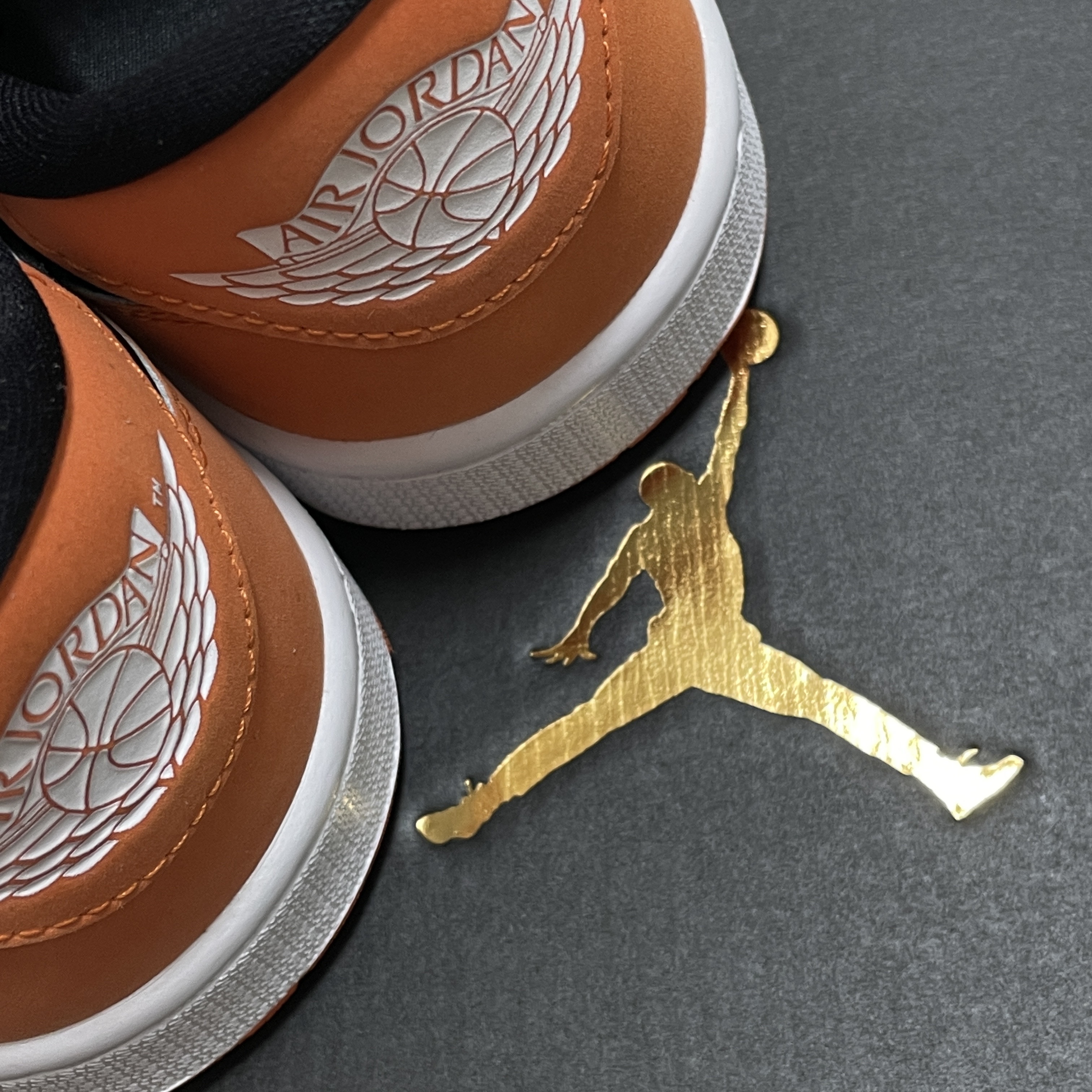 Jordan 1 Low Golf Starfish 착용 스타일 - 1