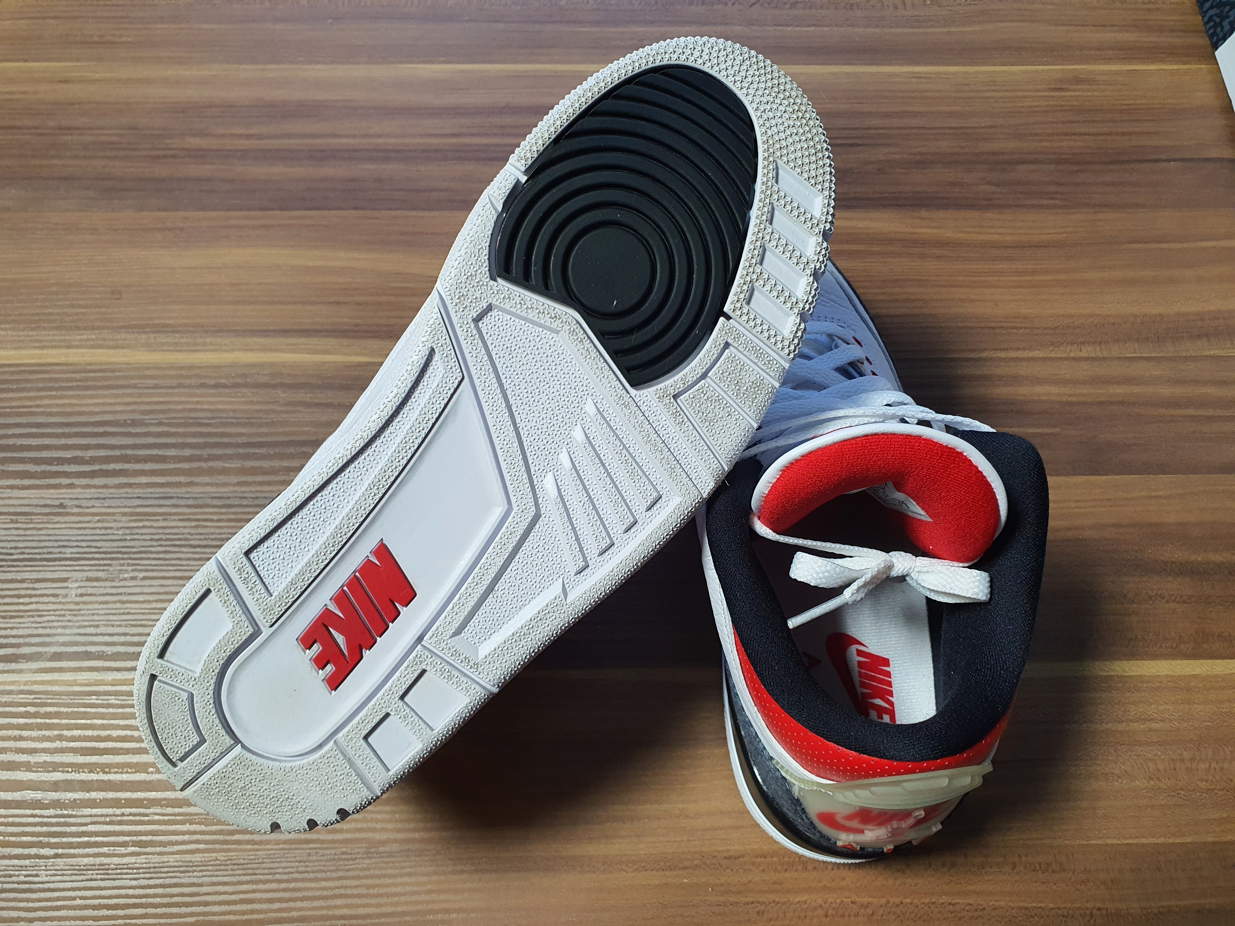Jordan 3 Retro SE Denim Fire Red 착용 스타일 - 5