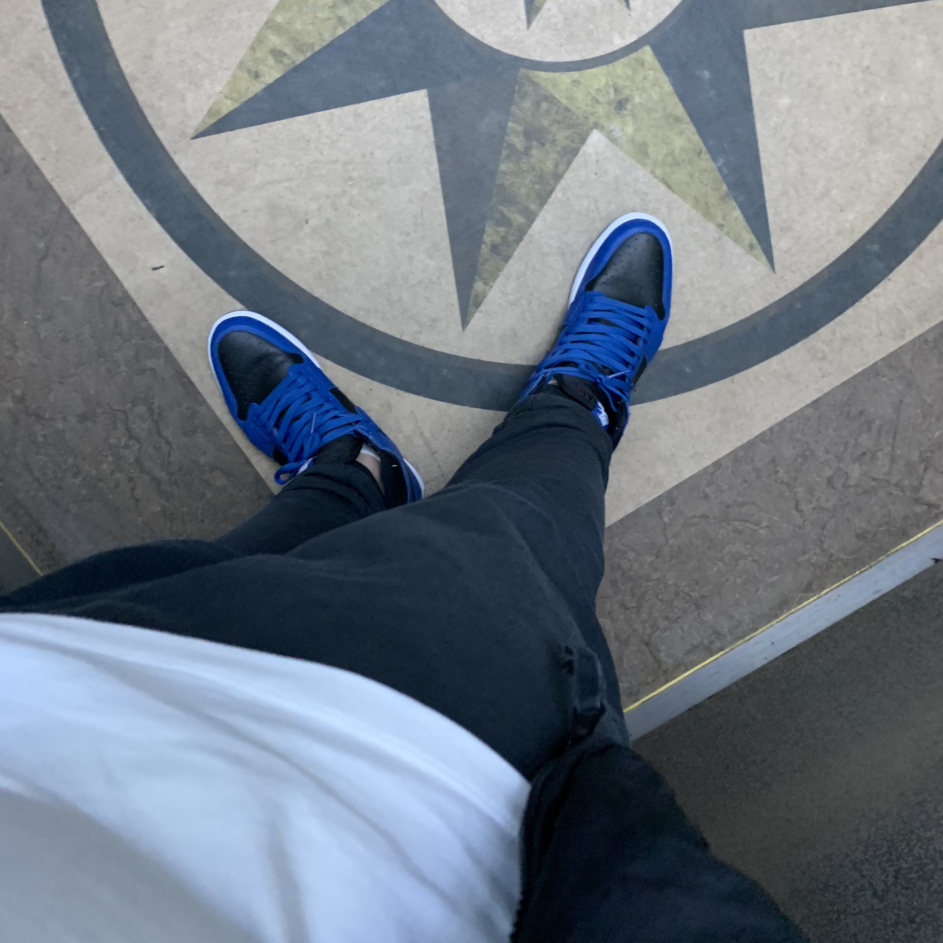 Jordan 1 Retro High OG Dark Marina Blue 착용 스타일 - 3