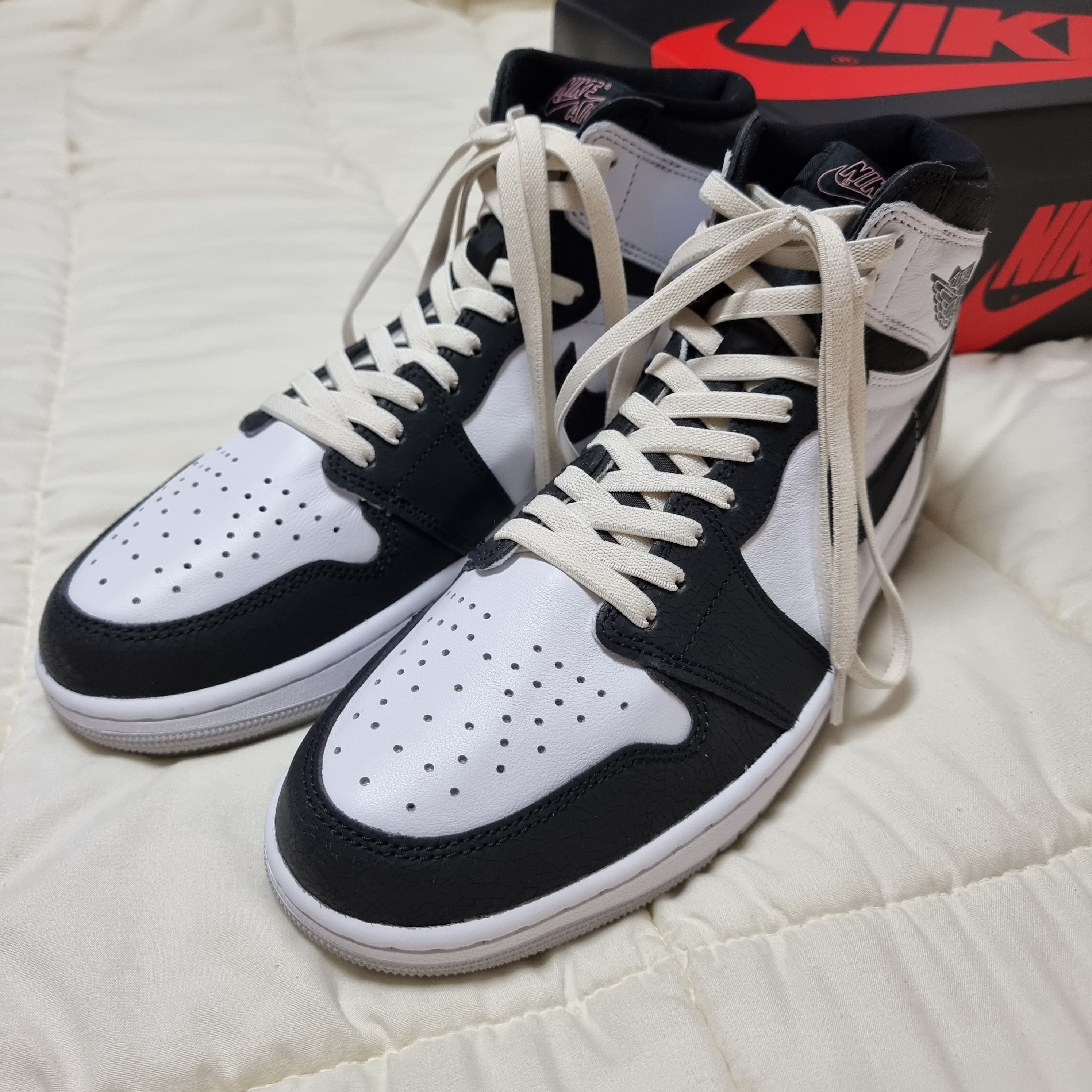 Jordan 1 Retro High OG Bleached Coral, (GS) Jordan 1 Retro High OG Bleached Coral 착용 스타일