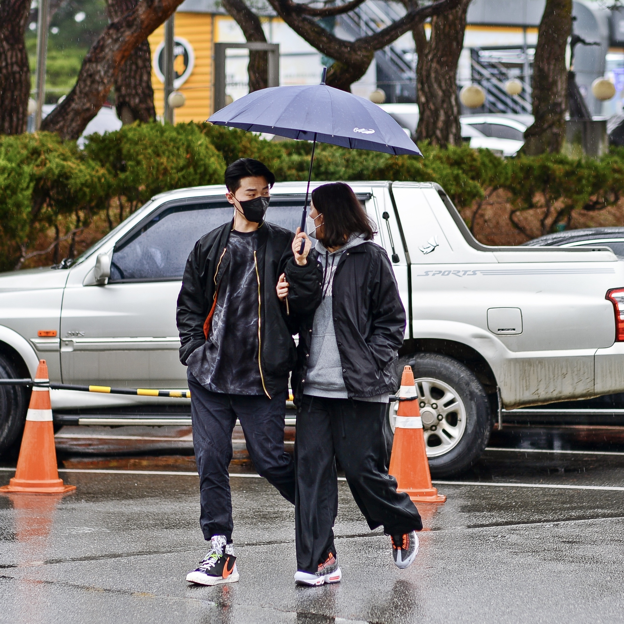 Nike x Readymade Blazer Mid Black, Nike x Kim Jones Air Max 95 Total Orange 착용 스타일