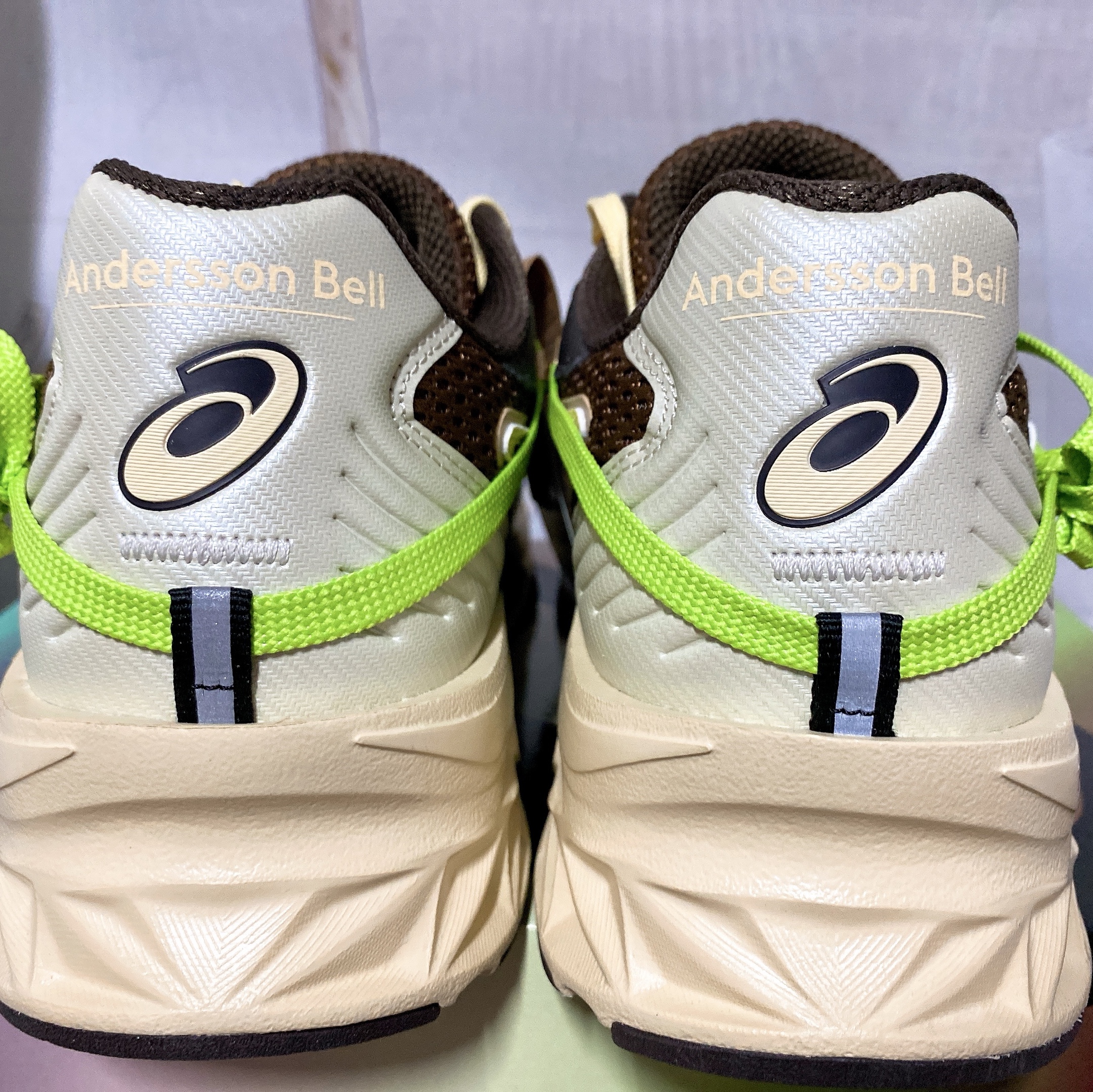 Asics x Andersson Bell HN2-S Protoblast Butter 착용 스타일 - 4