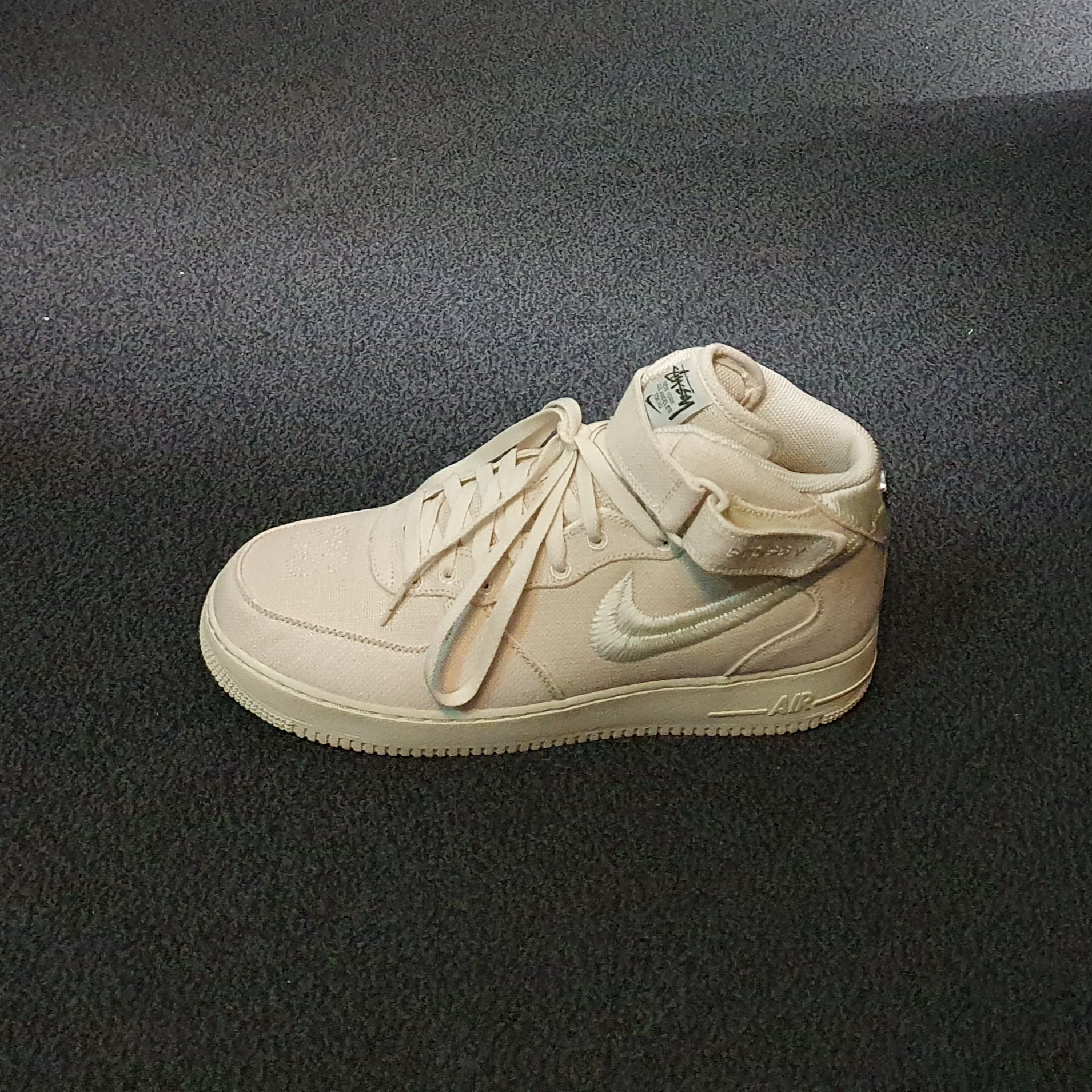 Nike x Stussy Air Force 1 '07 Mid SP Fossil 착용 스타일